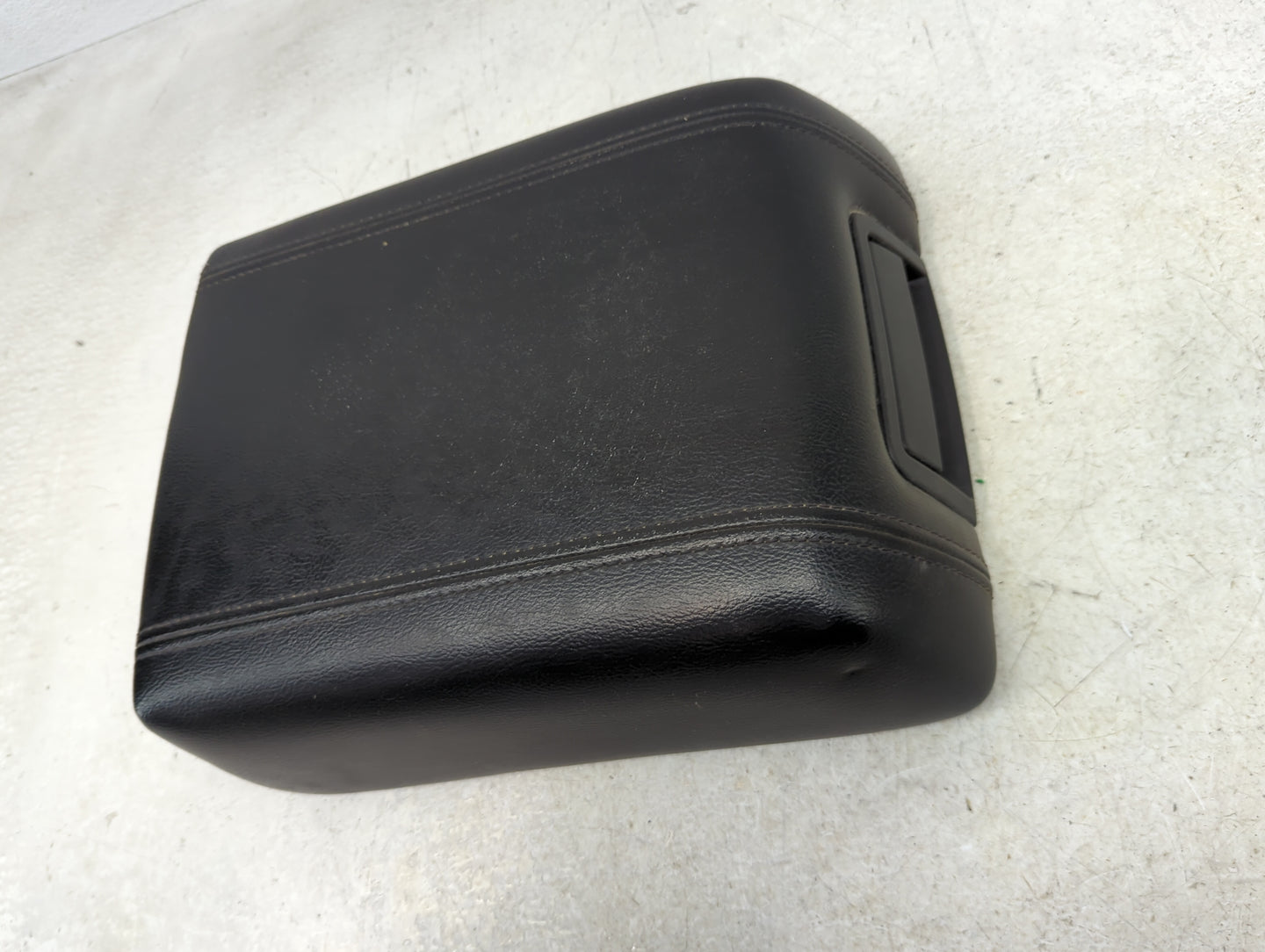 2008 Ford F-150 Center Console Armrest Cover Lid Fits OEM Used Auto Parts - Oemusedautoparts1.com
