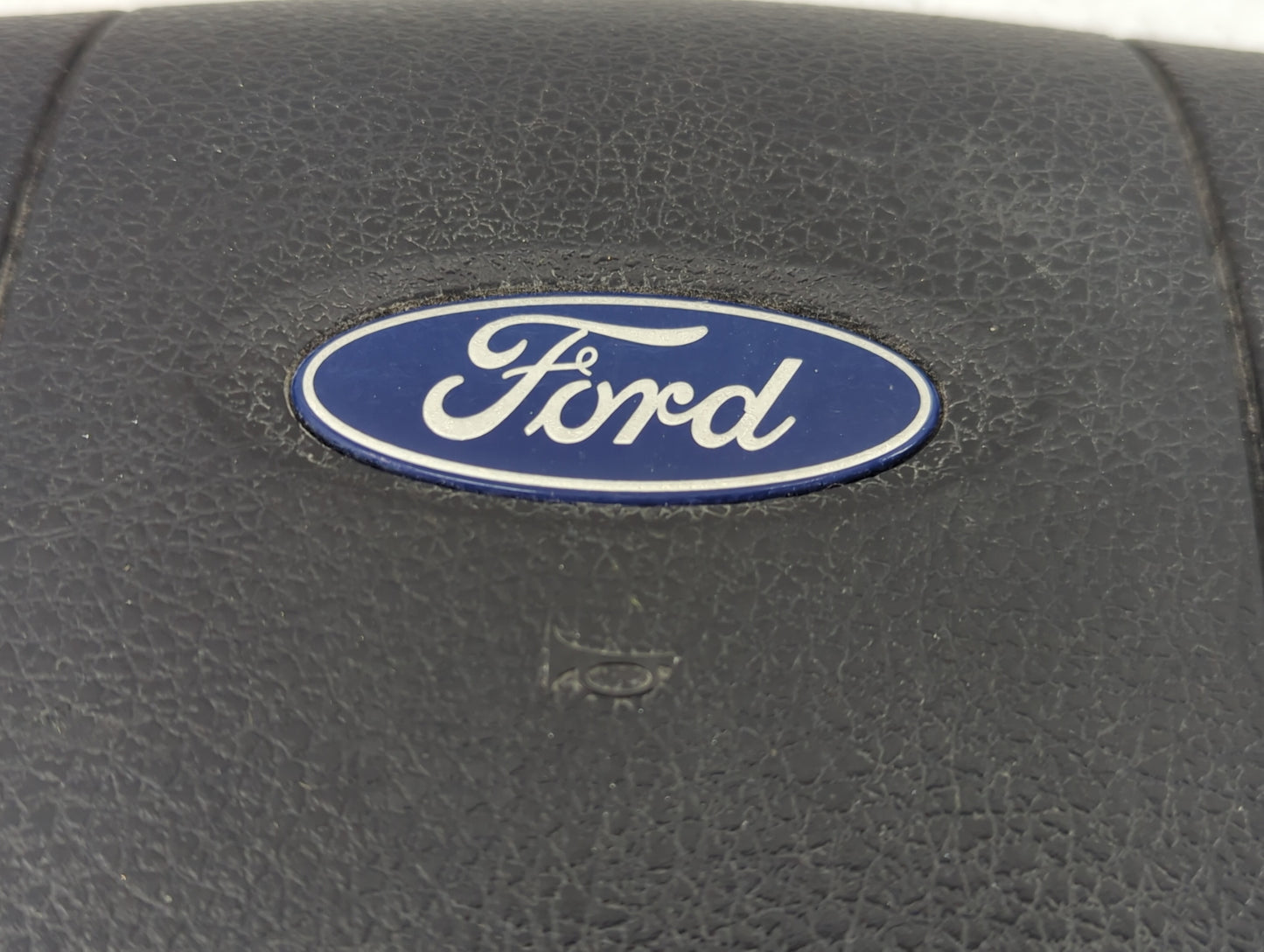 2004-2008 Ford F-150 Air Bag Driver Left Steering Wheel Mounted Fits Fits 2004 2005 2006 2007 2008 OEM Used Auto Parts - Oem