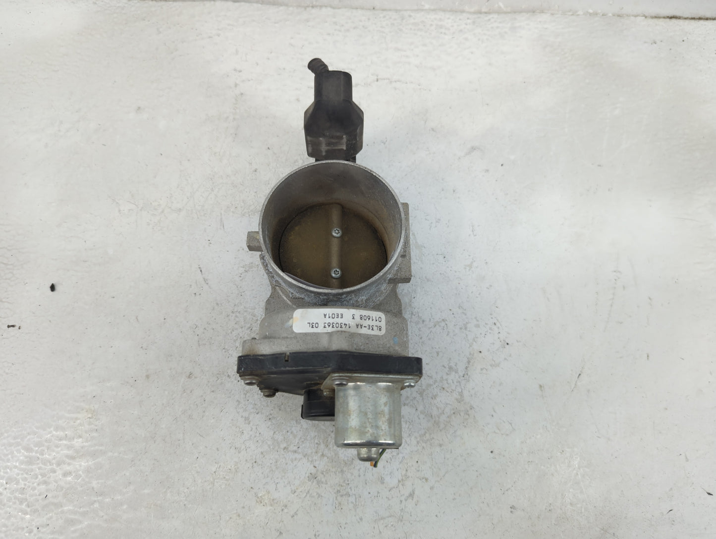 2004-2010 Ford F-150 Throttle Body Fits Fits 2004 2005 2006 2007 2008 2009 2010 OEM Used Auto Parts - Oemusedautoparts1.com