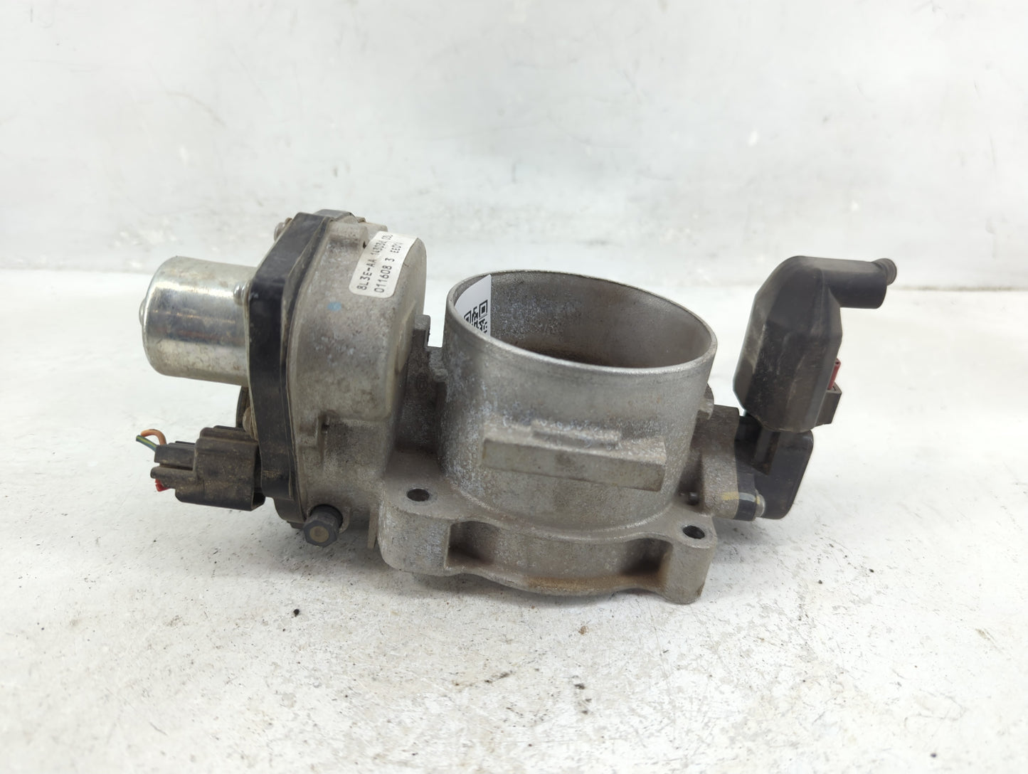 2004-2010 Ford F-150 Throttle Body Fits Fits 2004 2005 2006 2007 2008 2009 2010 OEM Used Auto Parts - Oemusedautoparts1.com