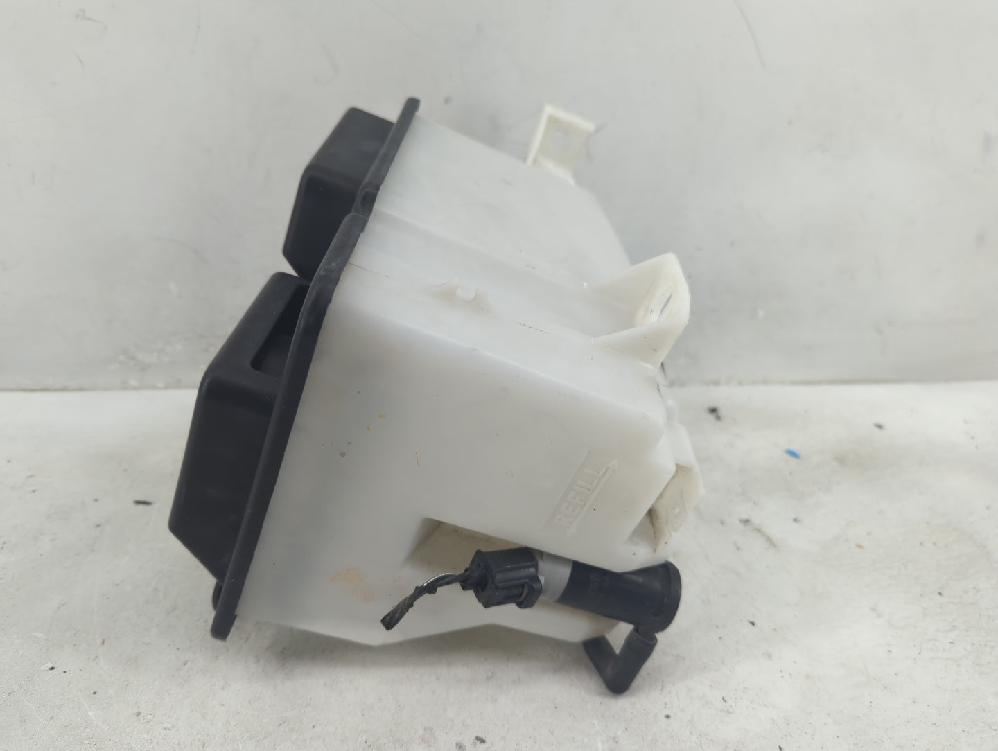 2007-2008 Ford F-150 Windshield Washer Fluid Reservoir Bottle Oem - Oemusedautoparts1.com