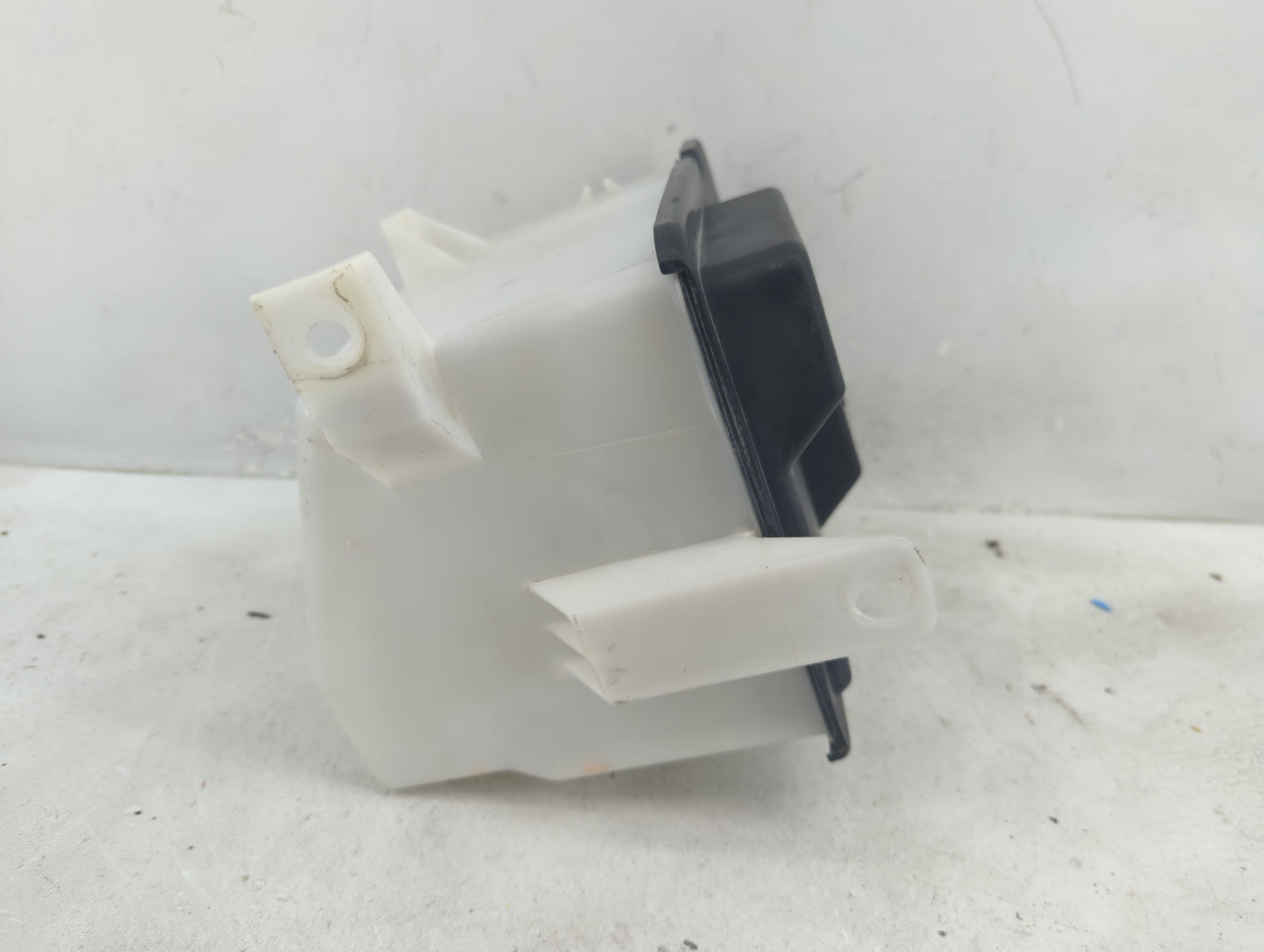 2007-2008 Ford F-150 Windshield Washer Fluid Reservoir Bottle Oem - Oemusedautoparts1.com