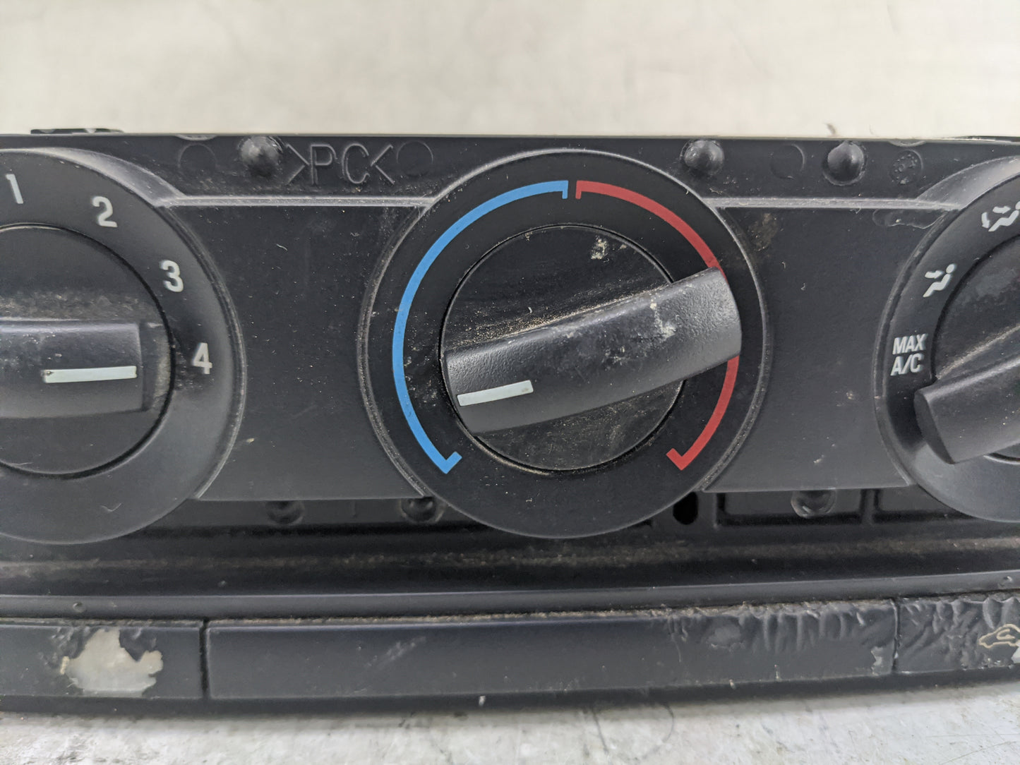 2004-2008 Ford F-150 Climate Control Module Temperature AC/Heater Replacement P/N:4L3H-19808-AH Fits Fits 2004 2005 2006 200