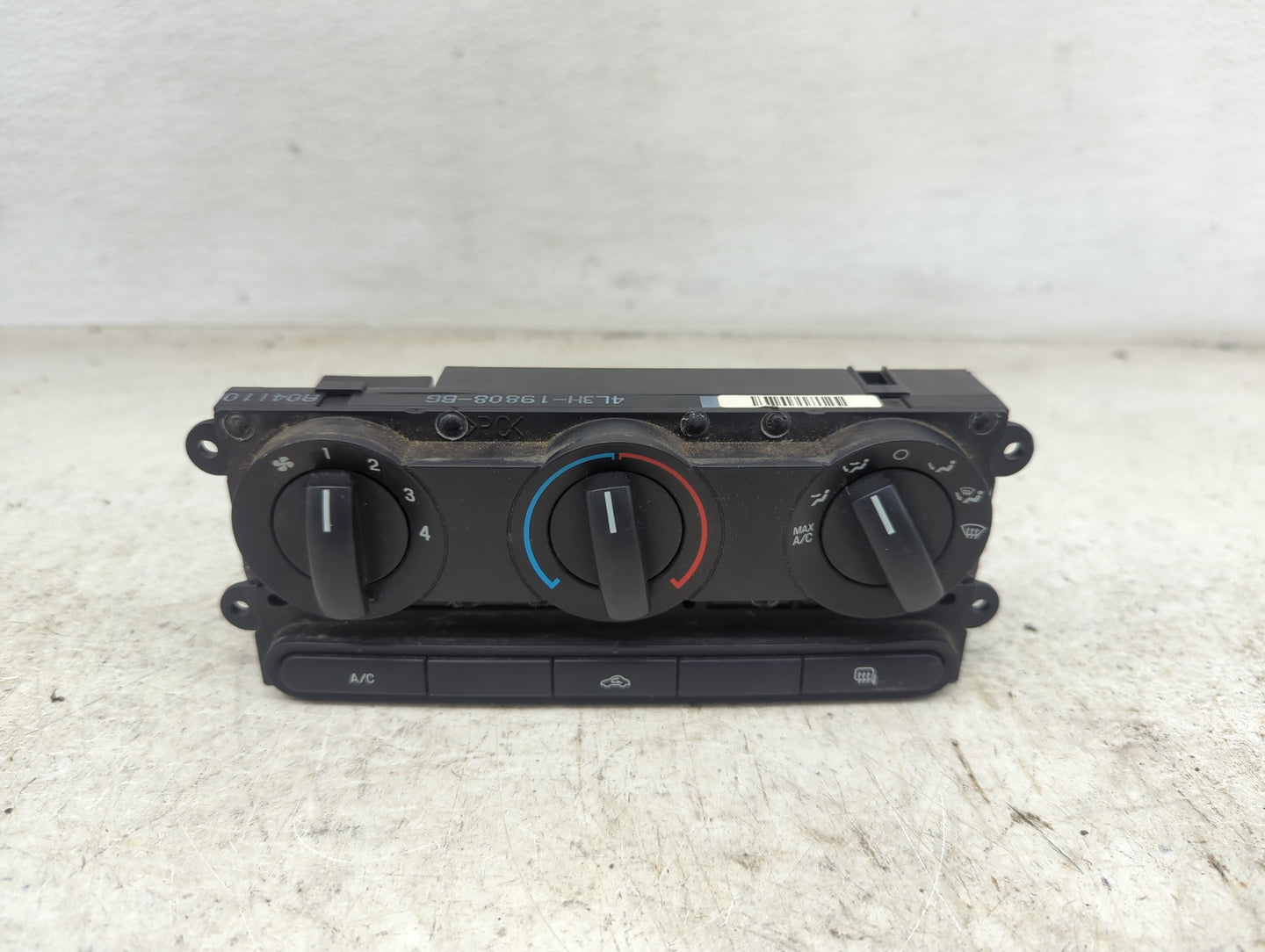 2004-2008 Ford F-150 Climate Control Module Temperature AC/Heater Replacement P/N:4L3H-19808-BG Fits Fits 2004 2005 2006 200