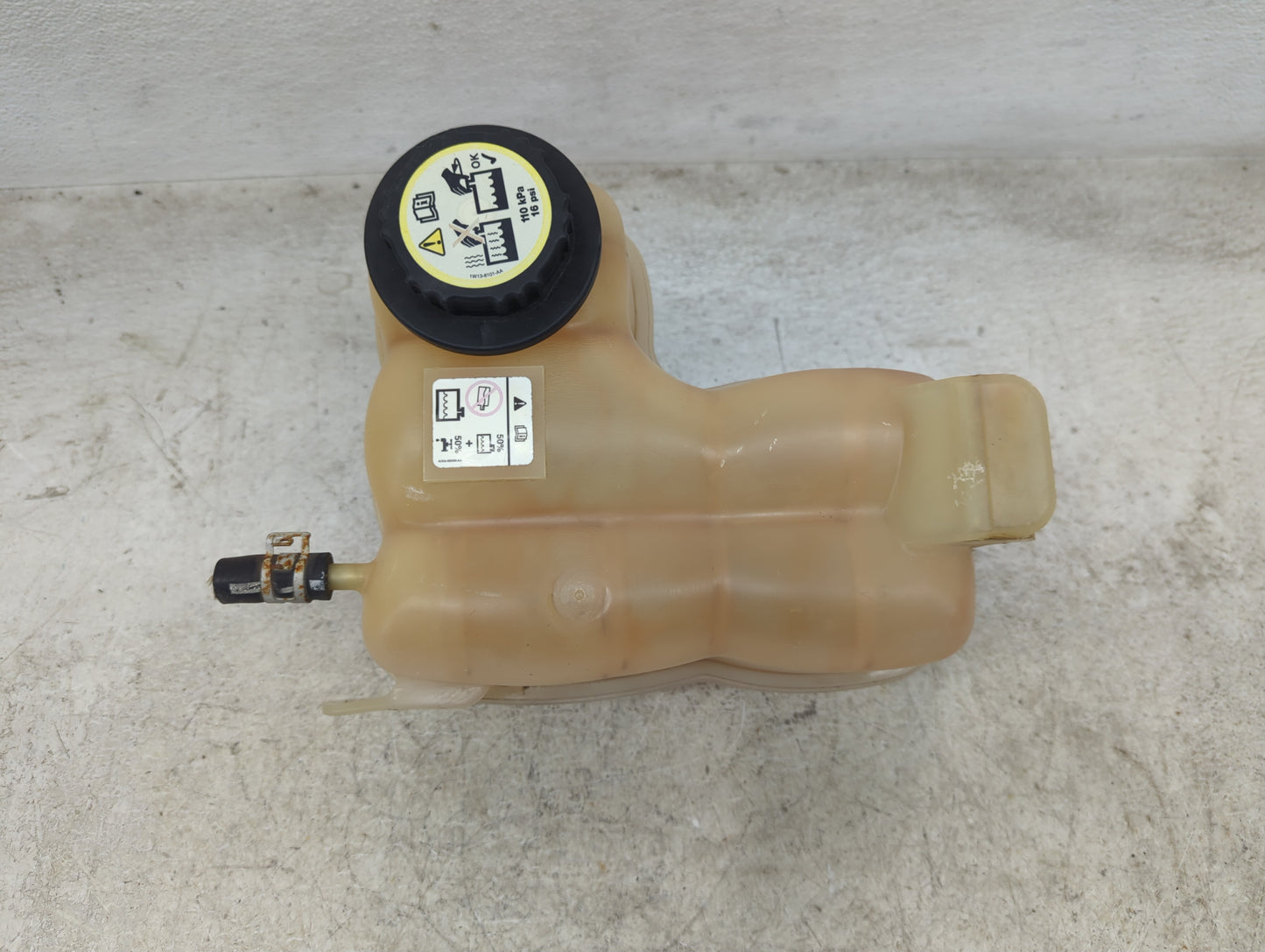 2004-2008 Ford F-150 Radiator Coolant Overflow Expansion Tank Bottle 1449279 - Oemusedautoparts1.com