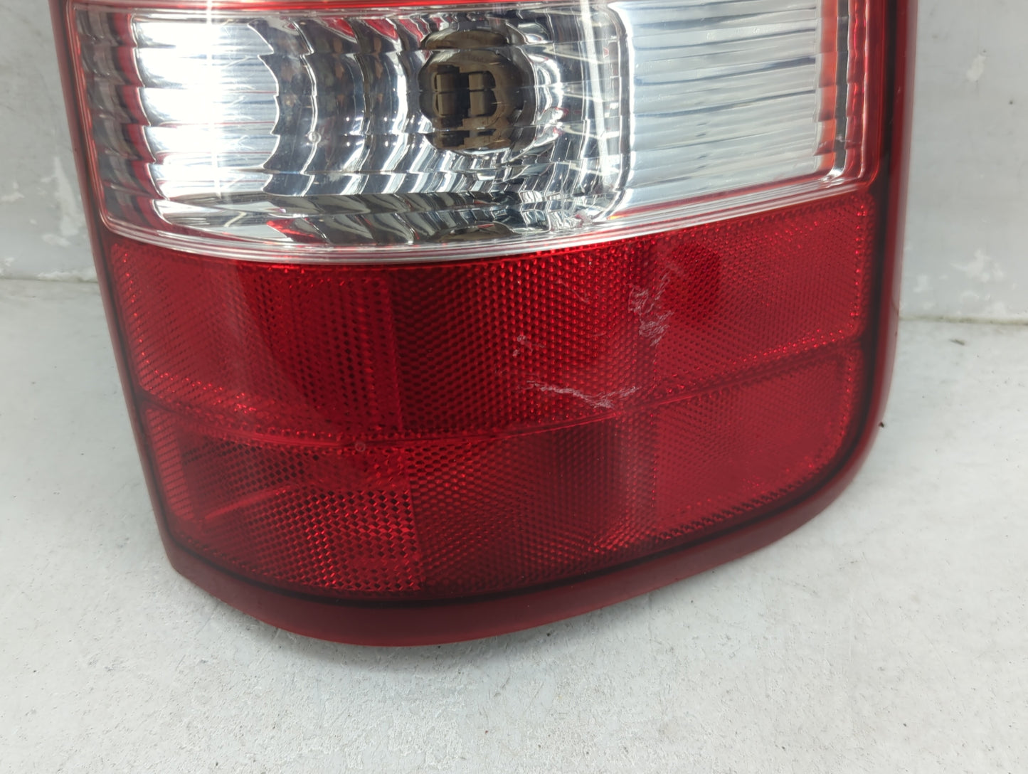 2004-2008 Ford F-150 Tail Light Assembly Passenger Right OEM P/N:4L34-13B504-A Fits Fits 2004 2005 2006 2007 2008 OEM Used A