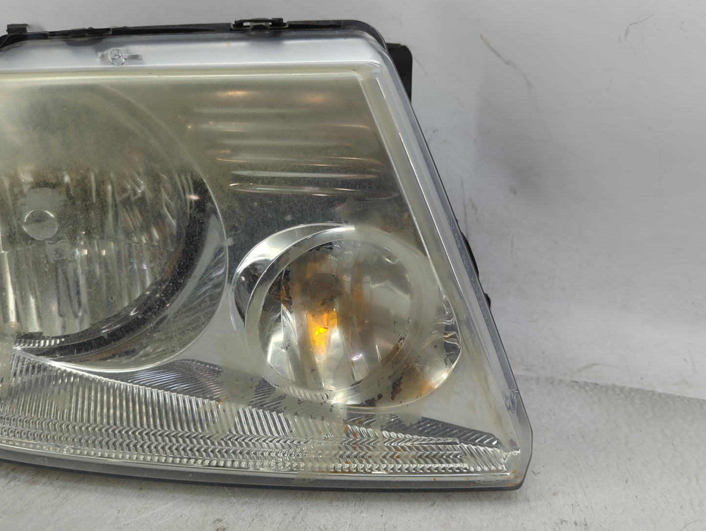 2004-2008 Ford F-150 Passenger Right Oem Head Light Headlight Lamp - Oemusedautoparts1.com