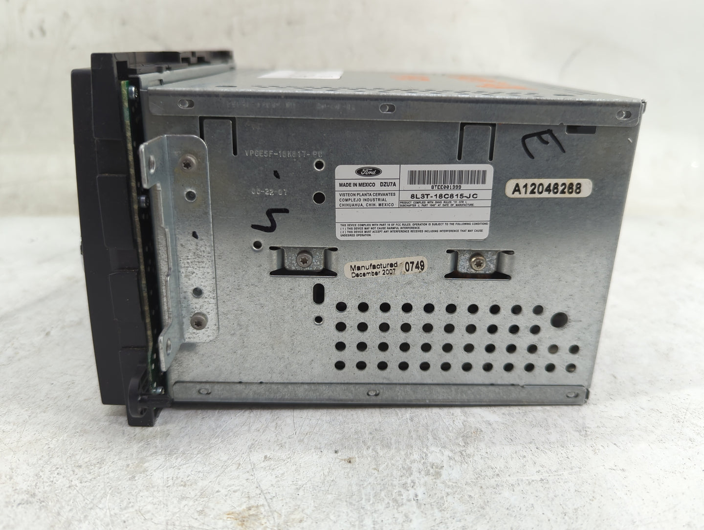 2008 Ford F-150 Radio AM FM Cd Player Receiver Replacement P/N:8L3T-18C815-JC Fits OEM Used Auto Parts - Oemusedautoparts1.c