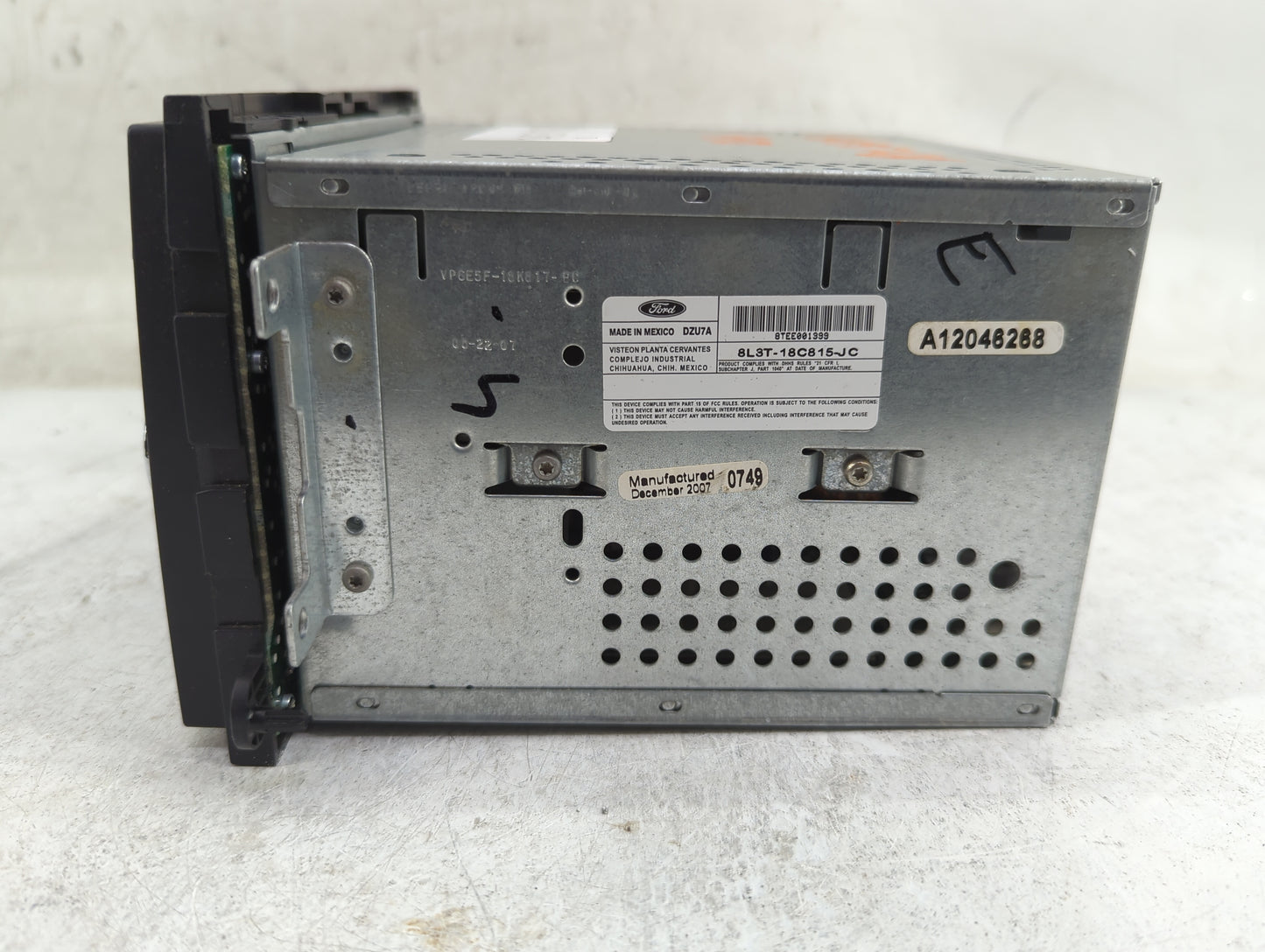 2008 Ford F-150 Radio AM FM Cd Player Receiver Replacement P/N:8L3T-18C815-JC Fits OEM Used Auto Parts - Oemusedautoparts1.c