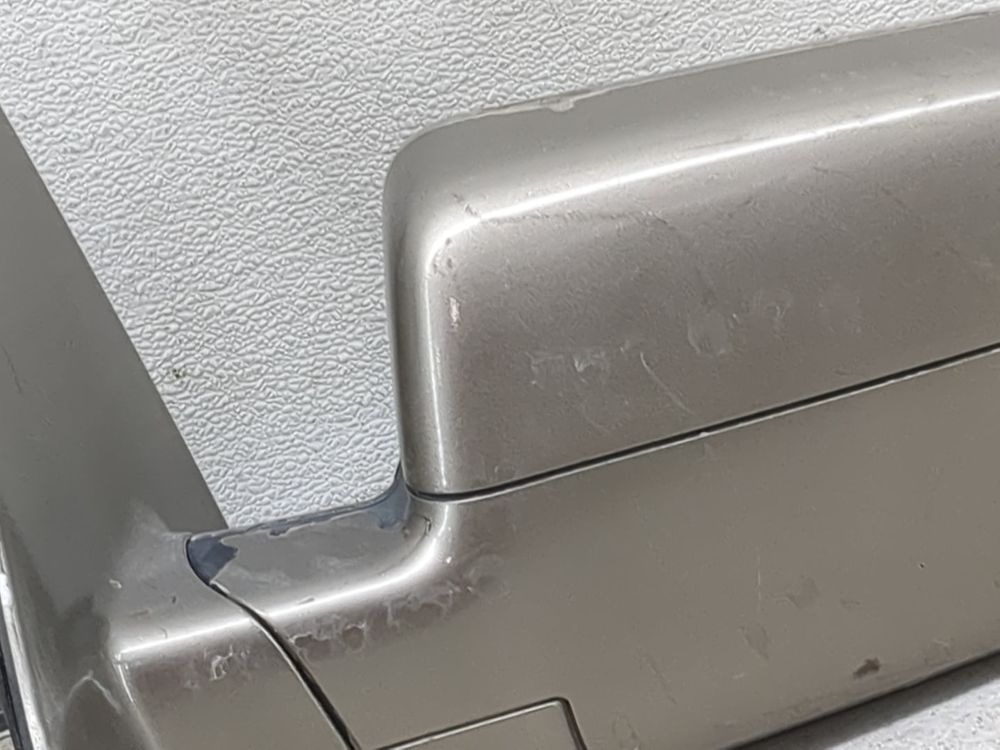 2008 Ford F-150 Driver Side View Mirror - Left Door Mirror OEM Used - Oemusedautoparts1.com