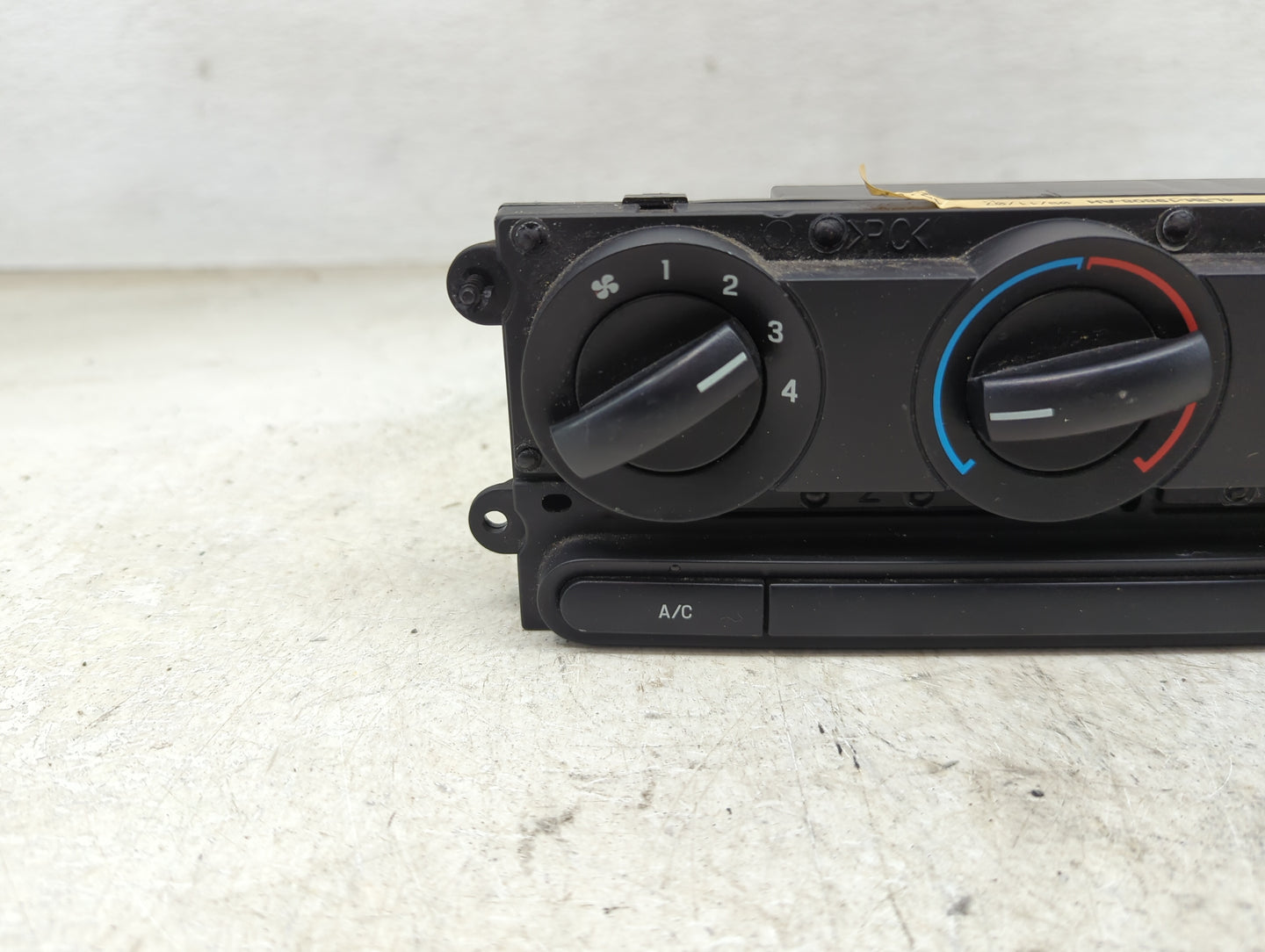 2004-2008 Ford F-150 Climate Control Module Temperature AC/Heater Replacement P/N:4L3H-19808-AH Fits Fits 2004 2005 2006 200