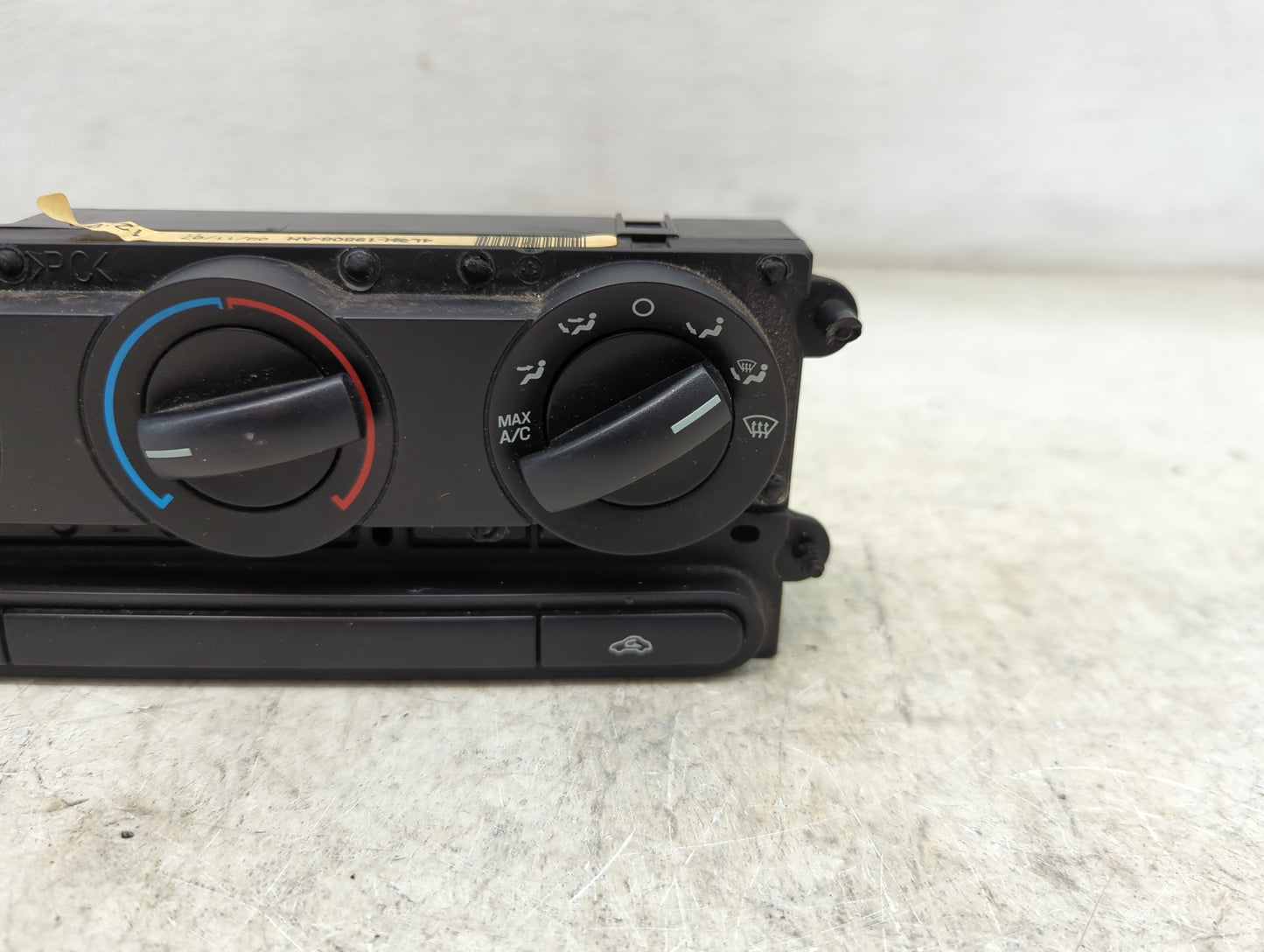 2004-2008 Ford F-150 Climate Control Module Temperature AC/Heater Replacement P/N:4L3H-19808-AH Fits Fits 2004 2005 2006 200