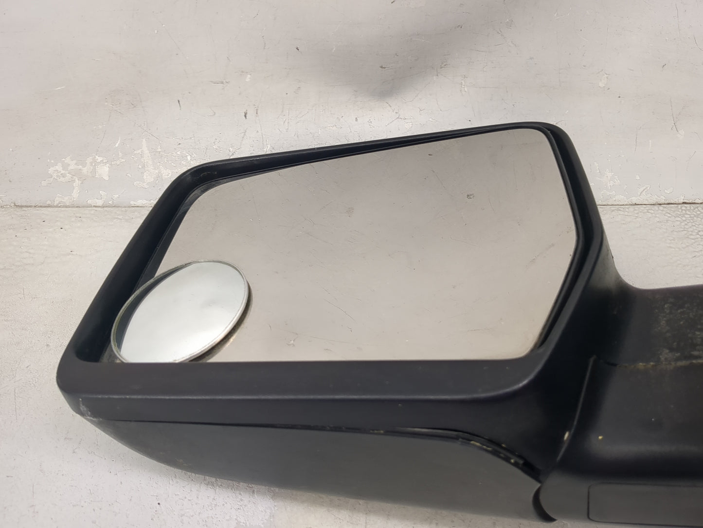 2008 Ford F-150 Passenger Side View Mirror - Right Door Mirror OEM Used - Oemusedautoparts1.com