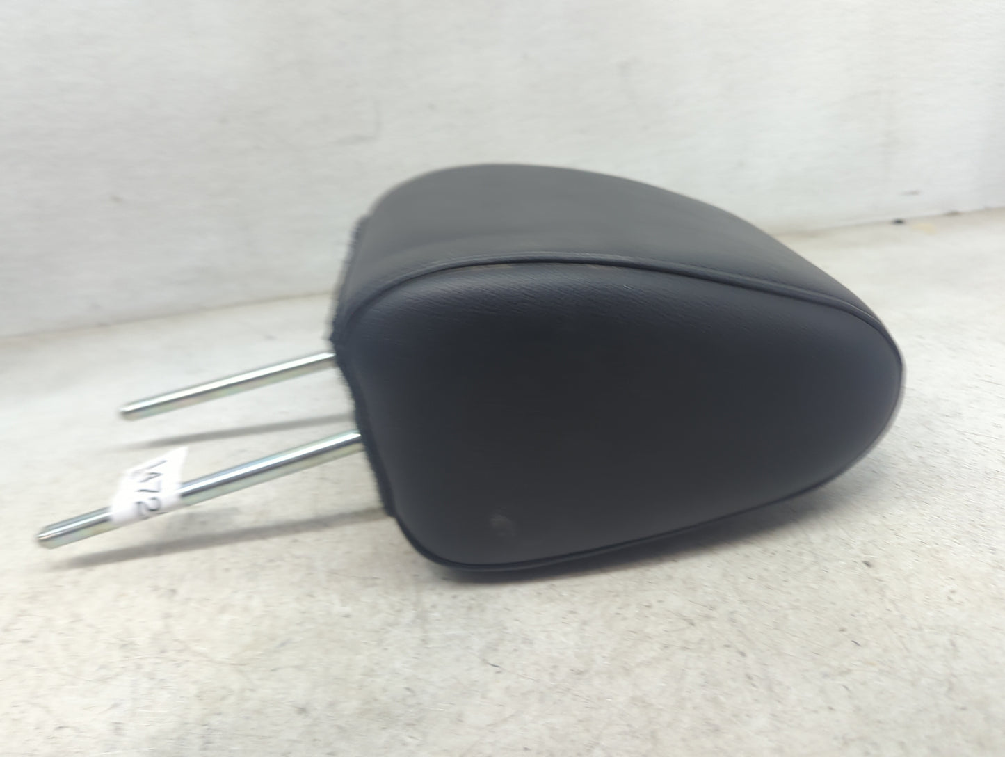 2008 Ford F-150 Headrest Head Rest Front Driver Seat Black 1472348 - Oemusedautoparts1.com