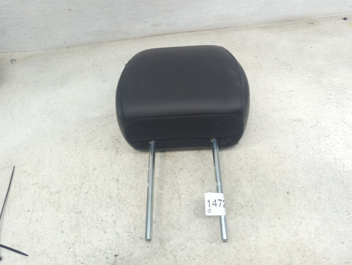 2008 Ford F-150 Headrest Head Rest Front Driver Seat Black 1472348 - Oemusedautoparts1.com