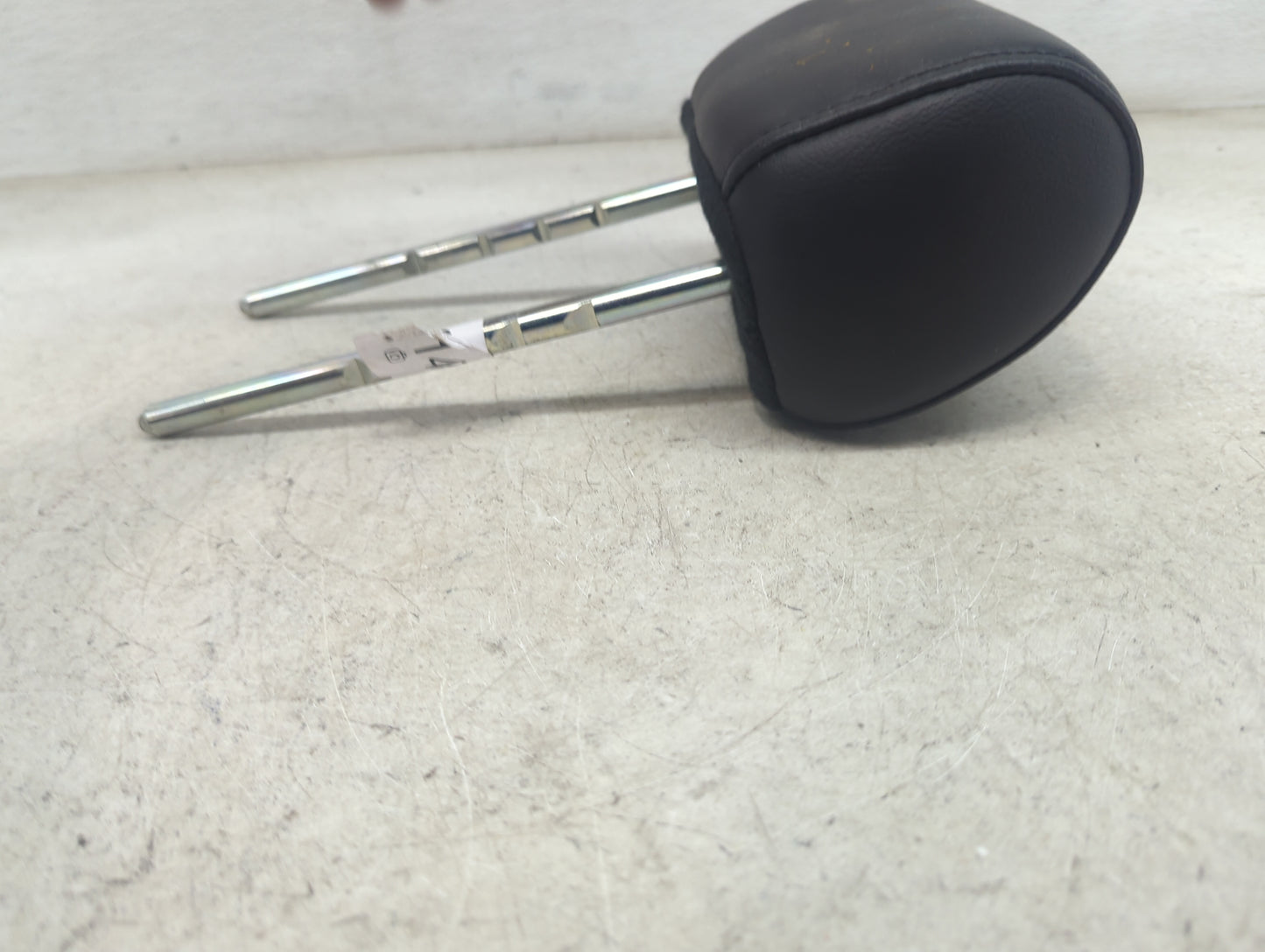 2008 Ford F-150 Headrest Head Rest Front Driver Seat Black - Oemusedautoparts1.com