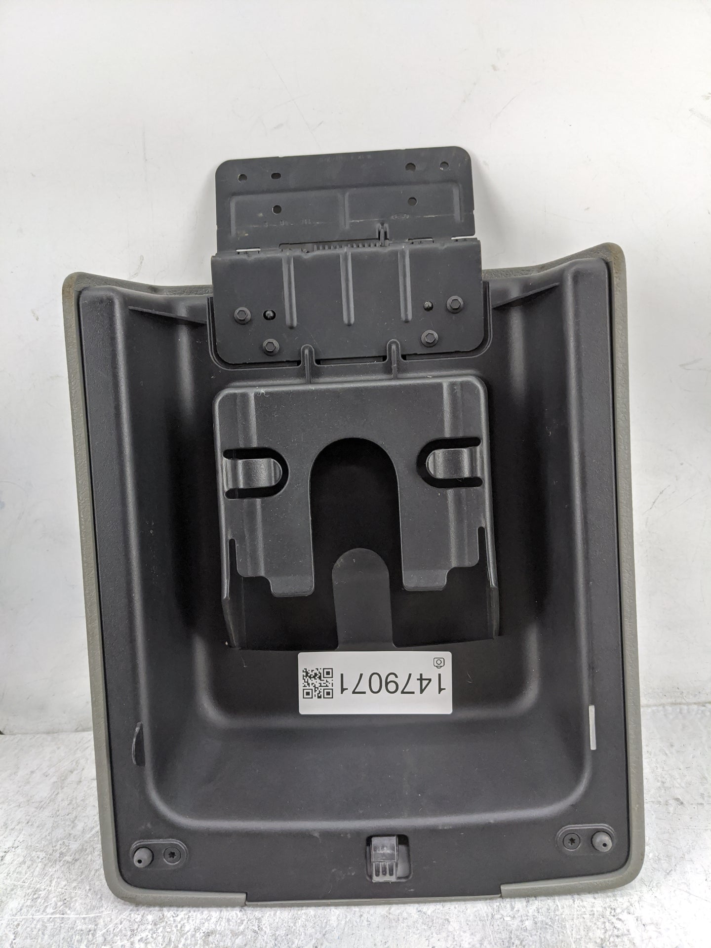 2008 Ford F-150 Center Console Armrest Cover Lid P/N:JL3X 15061A76 Fits OEM Used Auto Parts - Oemusedautoparts1.com