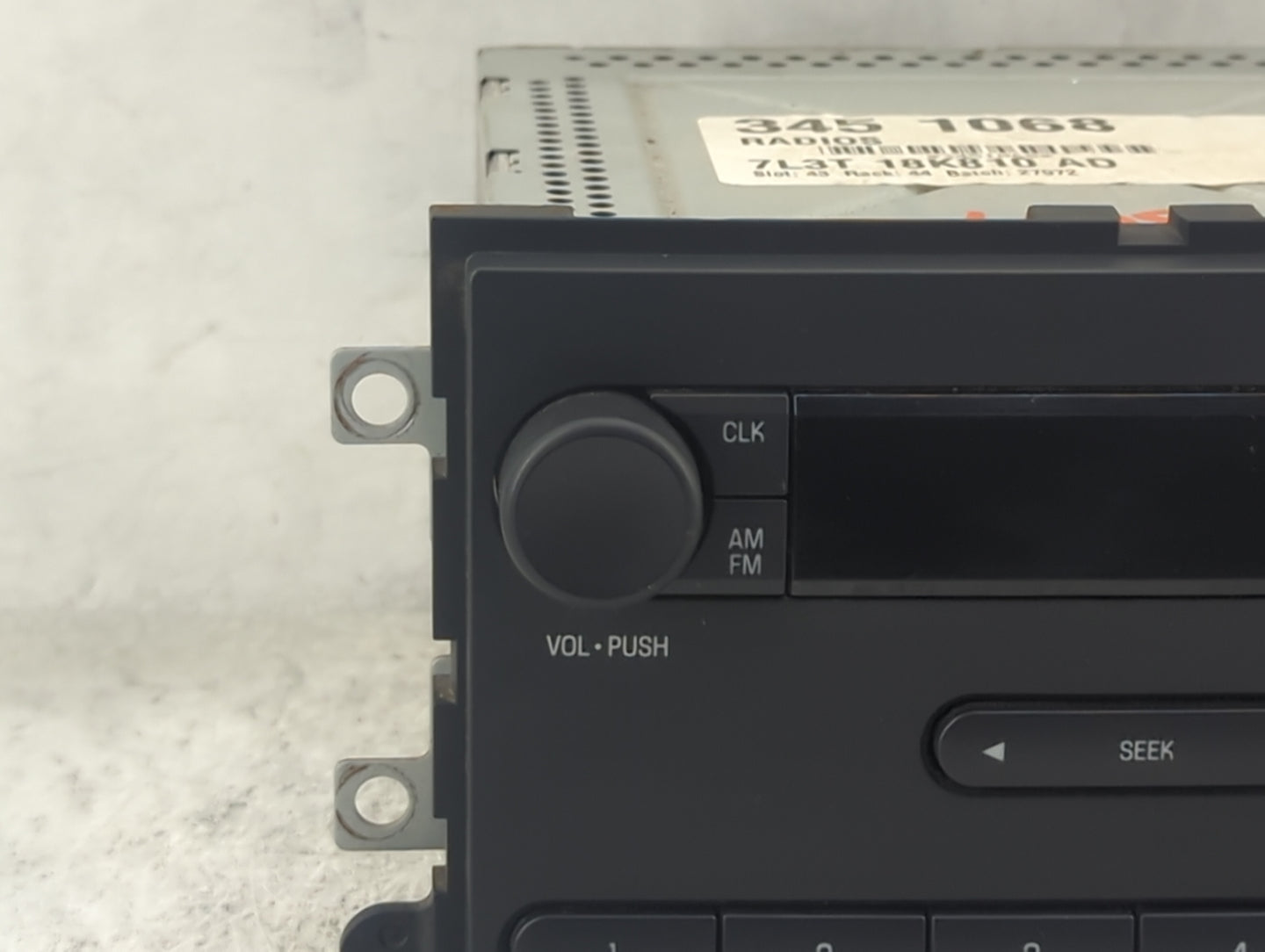 2007-2008 Ford F-150 Radio AM FM Cd Player Receiver Replacement P/N:7L3T-18K810-AD 7L3T 18K810 AD Fits Fits 2007 2008 OEM Us