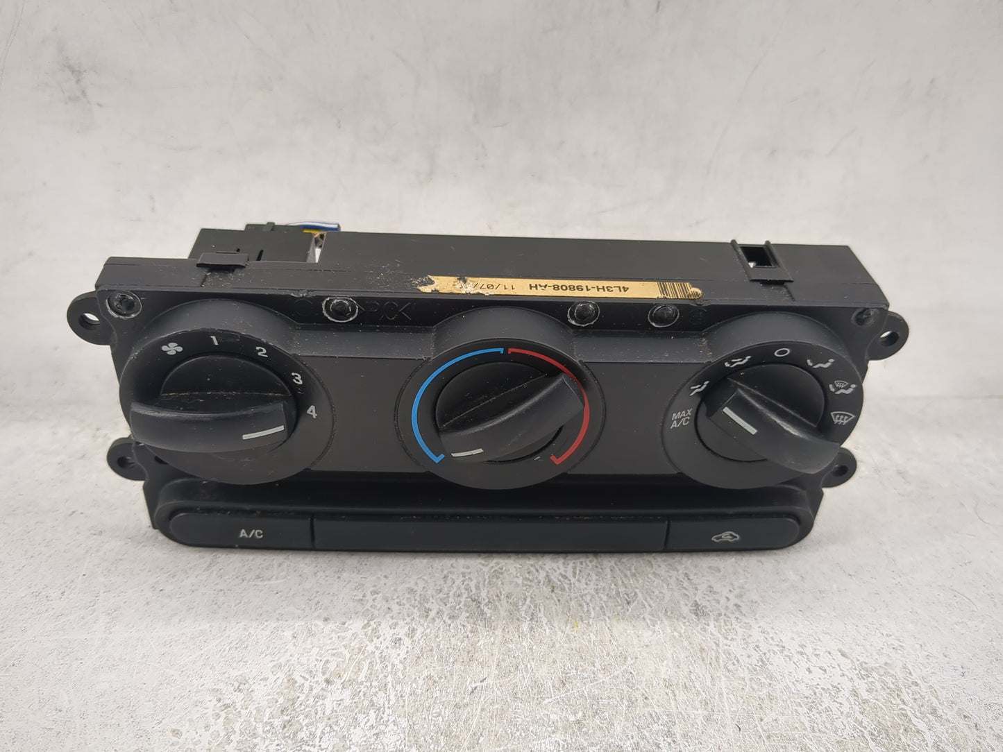 2004-2008 Ford F-150 Climate Control Module Temperature AC/Heater Replacement P/N:4L3H-19808-AH Fits Fits 2004 2005 2006 200