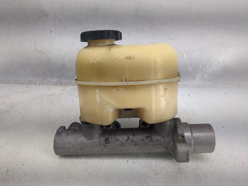 2004-2008 Ford F-150 Brake Master Cylinder 1497285 - Oemusedautoparts1.com