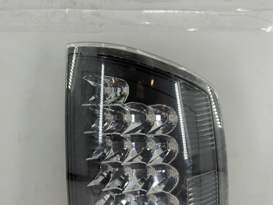 2004-2008 Ford F-150 Tail Light Assembly Passenger Right OEM P/N:6L34-13B504-B 8L34-13404-AA Fits Fits 2004 2005 2006 2007 2008 OEM Used Auto Parts