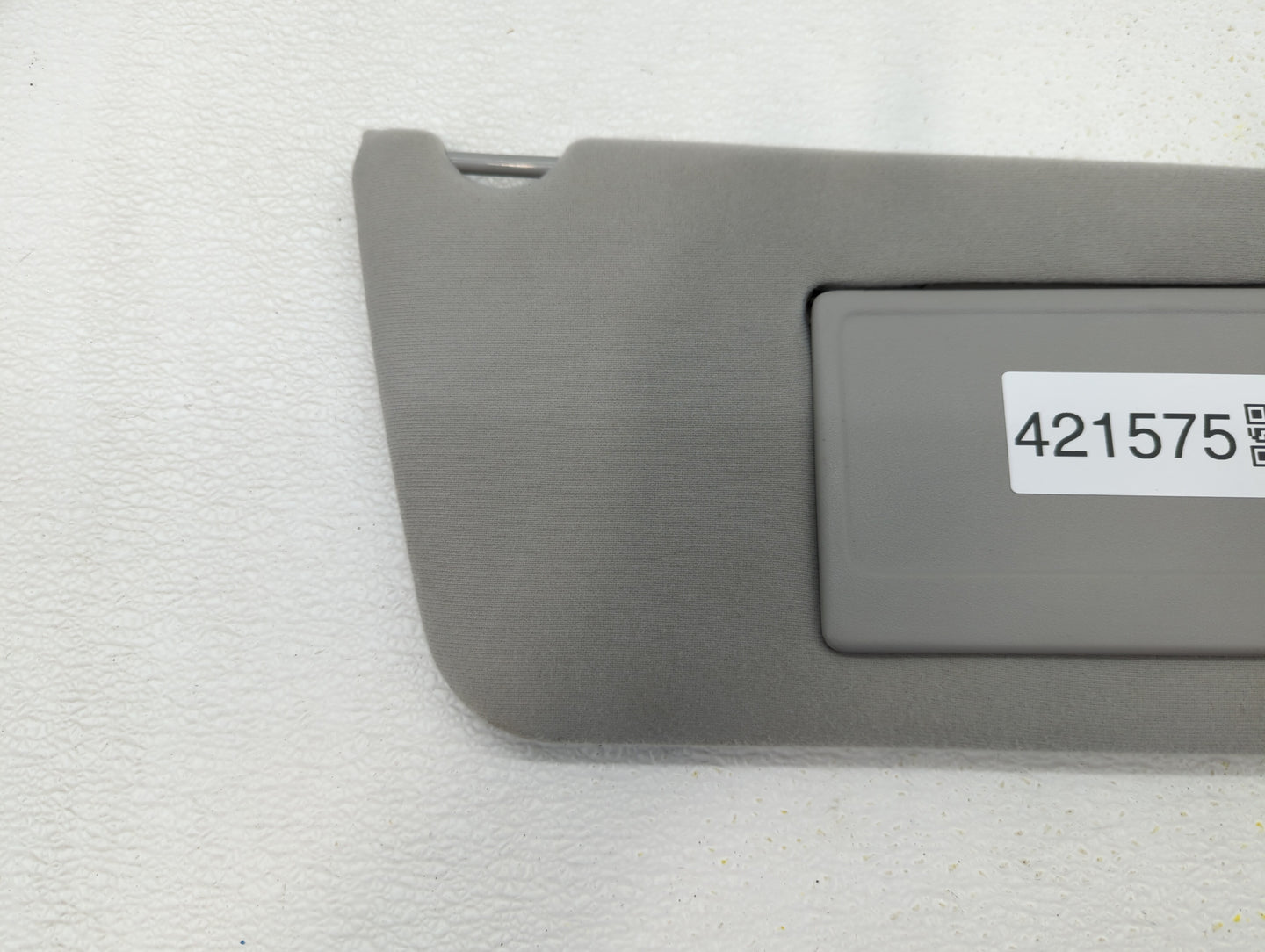 2004-2008 Ford F-150 Sun Visor Shade Replacement Passenger Right Mirror Fits Fits 2004 2005 2006 2007 2008 OEM Used Auto Par