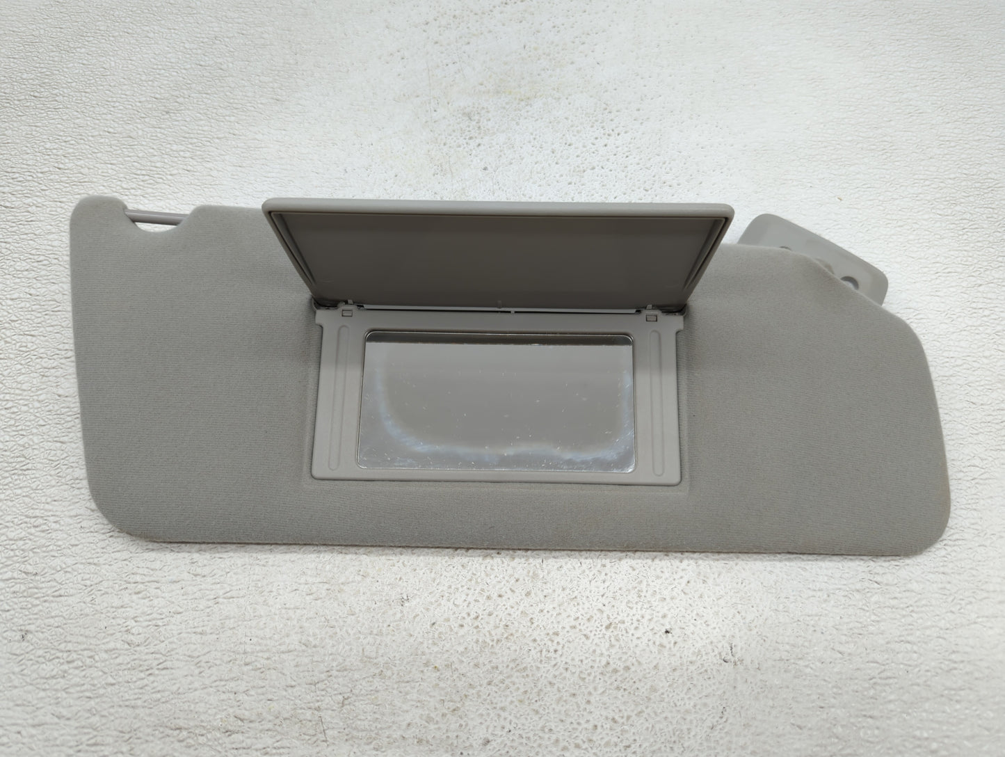 2004-2008 Ford F-150 Sun Visor Shade Replacement Passenger Right Mirror Fits Fits 2004 2005 2006 2007 2008 OEM Used Auto Par