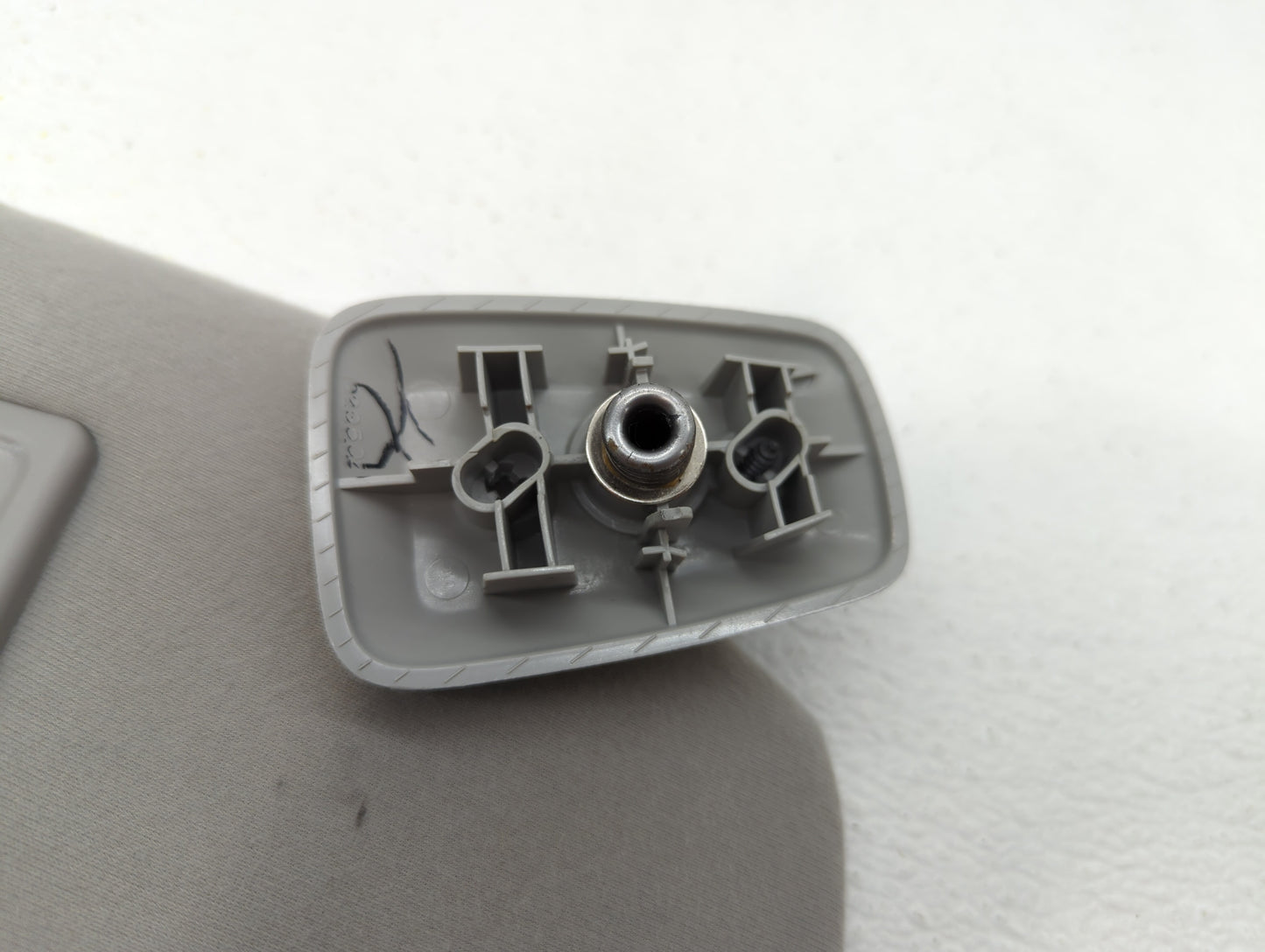 2004-2008 Ford F-150 Sun Visor Shade Replacement Passenger Right Mirror Fits Fits 2004 2005 2006 2007 2008 OEM Used Auto Par