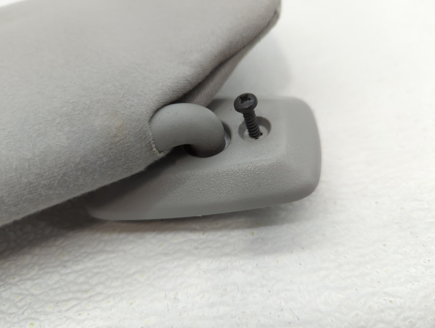 2004-2008 Ford F-150 Sun Visor Shade Replacement Passenger Right Mirror Fits Fits 2004 2005 2006 2007 2008 OEM Used Auto Par