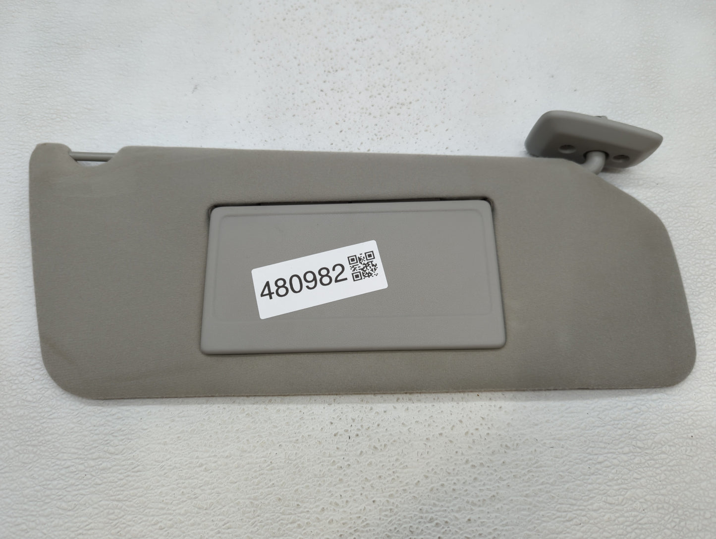 2004-2008 Ford F-150 Sun Visor Shade Replacement Passenger Right Mirror Fits Fits 2004 2005 2006 2007 2008 OEM Used Auto Par