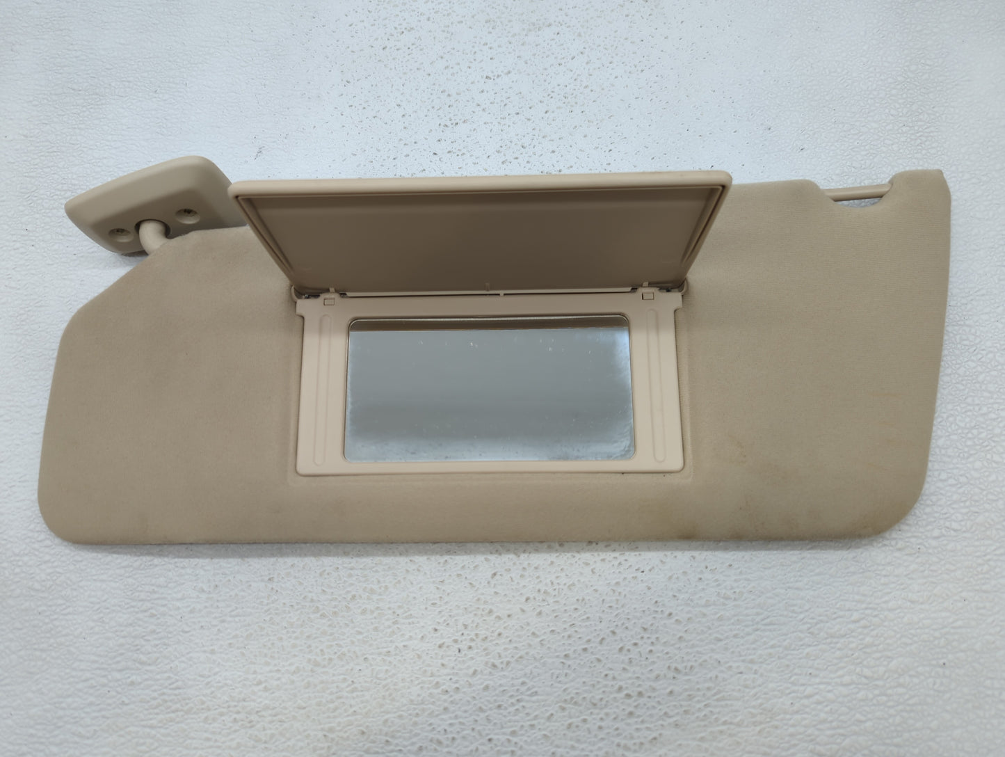 2004-2008 Ford F-150 Sun Visor Shade Replacement Passenger Right Mirror Fits Fits 2004 2005 2006 2007 2008 OEM Used Auto Par