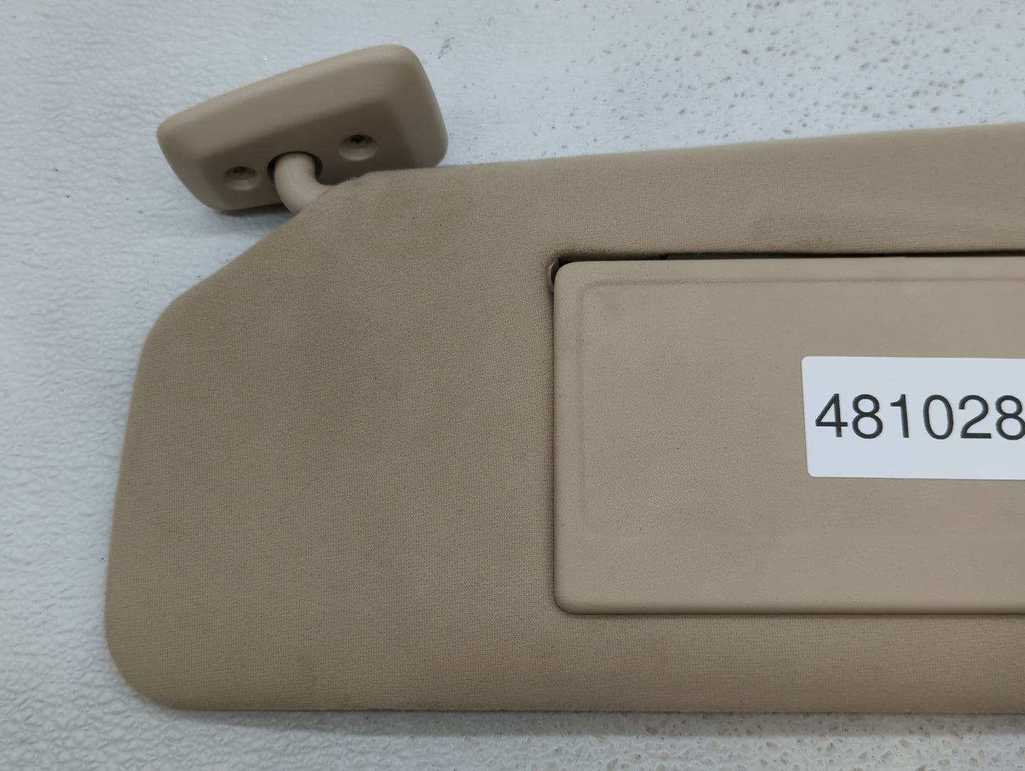 2004-2008 Ford F-150 Sun Visor Shade Replacement Passenger Right Mirror Fits Fits 2004 2005 2006 2007 2008 OEM Used Auto Par