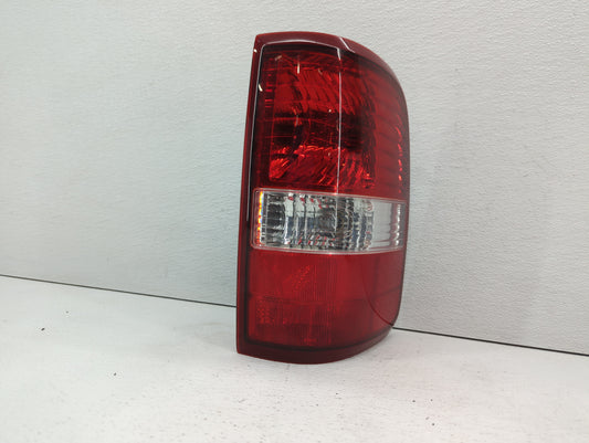 2004-2008 Ford F-150 Tail Light Assembly Passenger Right OEM P/N:5L34-13B504-C 6L34-13B504-A Fits Fits 2004 2005 2006 2007 2