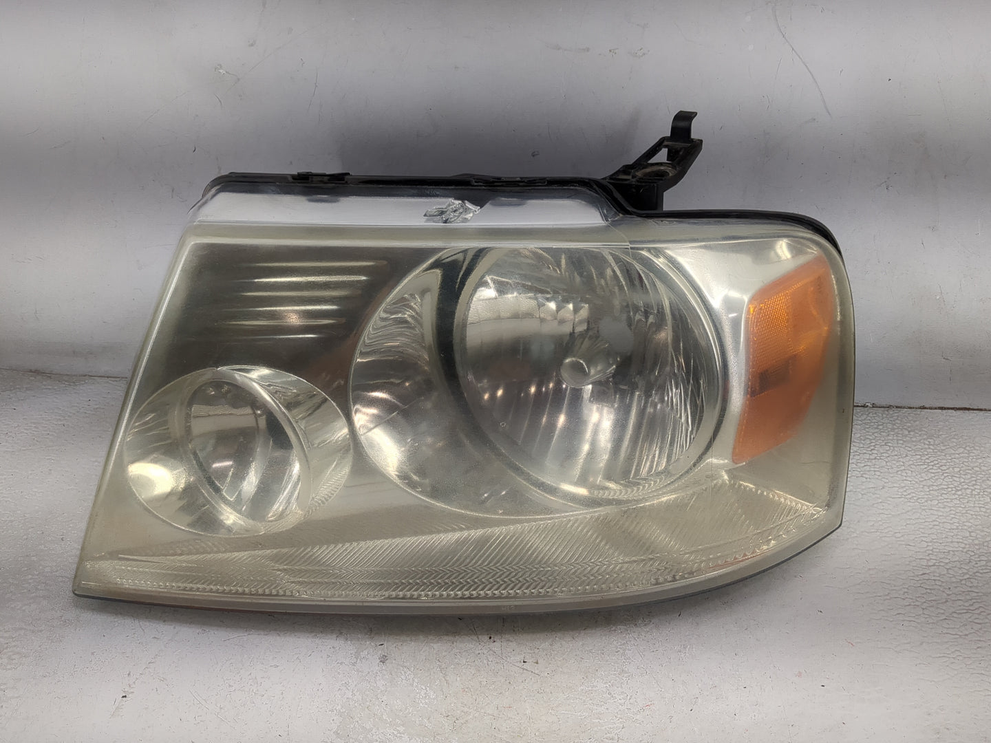 2004-2008 Ford F-150 Driver Left Oem Head Light Headlight Lamp 5031178 - Oemusedautoparts1.com