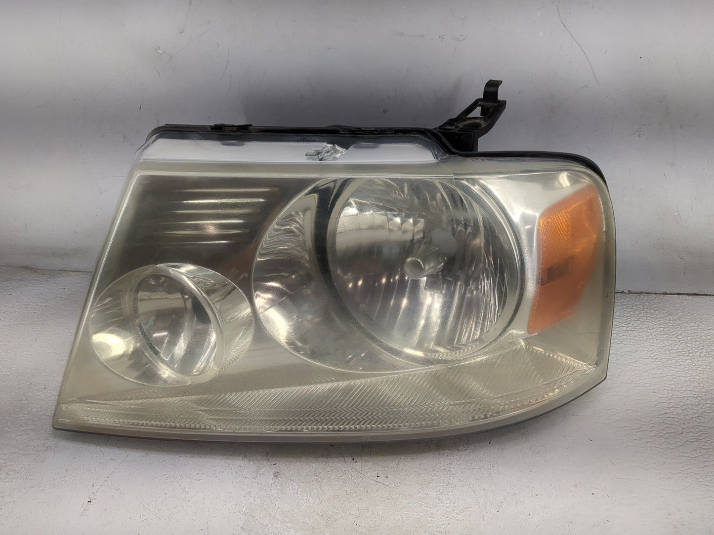 2004-2008 Ford F-150 Driver Left Oem Head Light Headlight Lamp 5031178 - Oemusedautoparts1.com