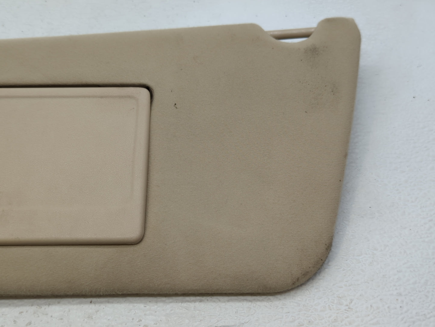 2004-2008 Ford F-150 Sun Visor Shade Replacement Passenger Right Mirror Fits Fits 2004 2005 2006 2007 2008 OEM Used Auto Par