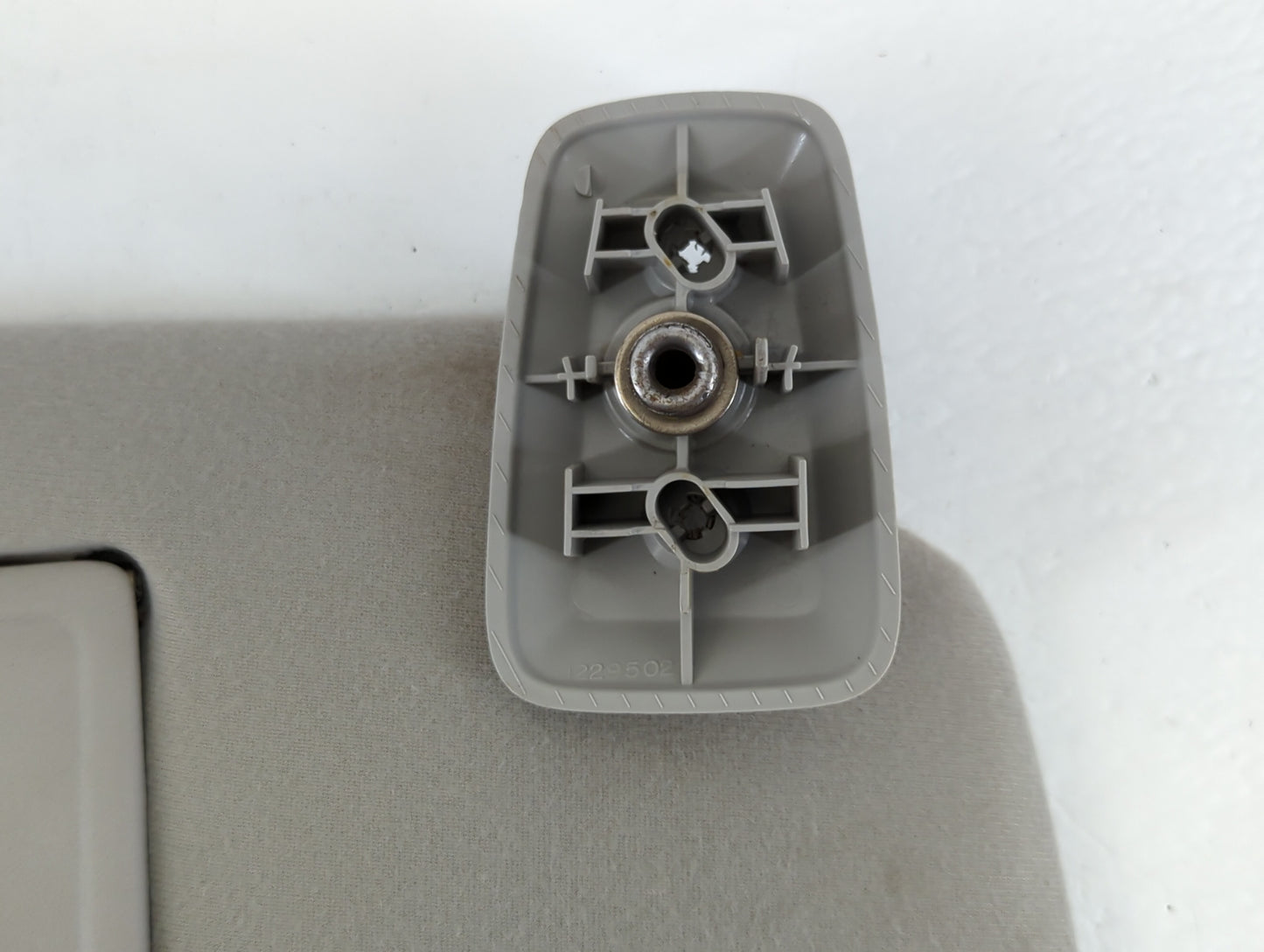 2004-2008 Ford F-150 Sun Visor Shade Replacement Passenger Right Mirror Fits Fits 2004 2005 2006 2007 2008 OEM Used Auto Par