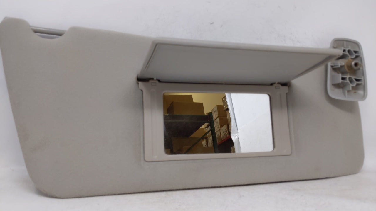 2004-2008 Ford F-150 Sun Visor Shade Replacement Passenger Right Mirror Fits Fits 2004 2005 2006 2007 2008 OEM Used Auto Par