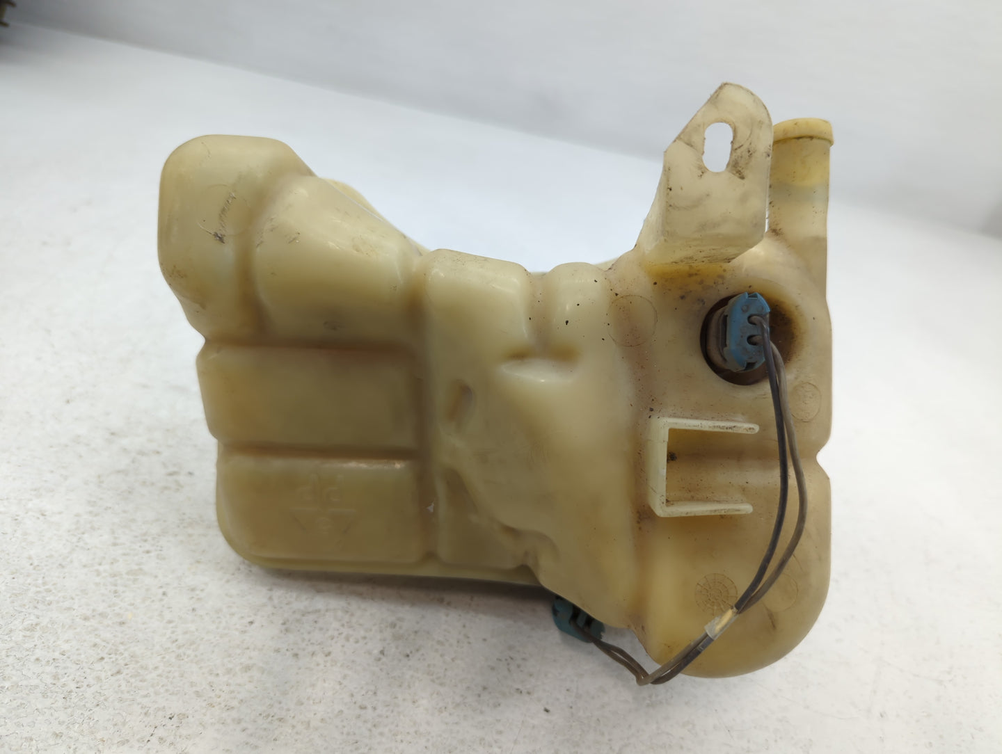 2008 Ford F-150 Radiator Coolant Overflow Expansion Tank Bottle - Oemusedautoparts1.com