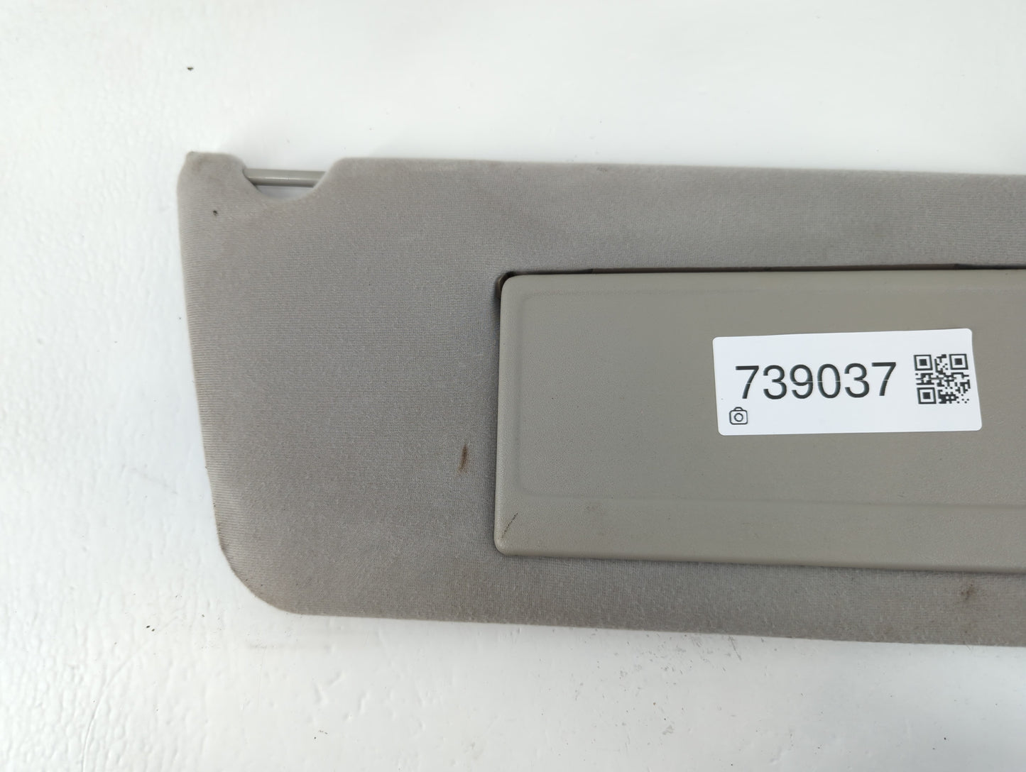 2004-2008 Ford F-150 Sun Visor Shade Replacement Passenger Right Mirror Fits Fits 2004 2005 2006 2007 2008 OEM Used Auto Par