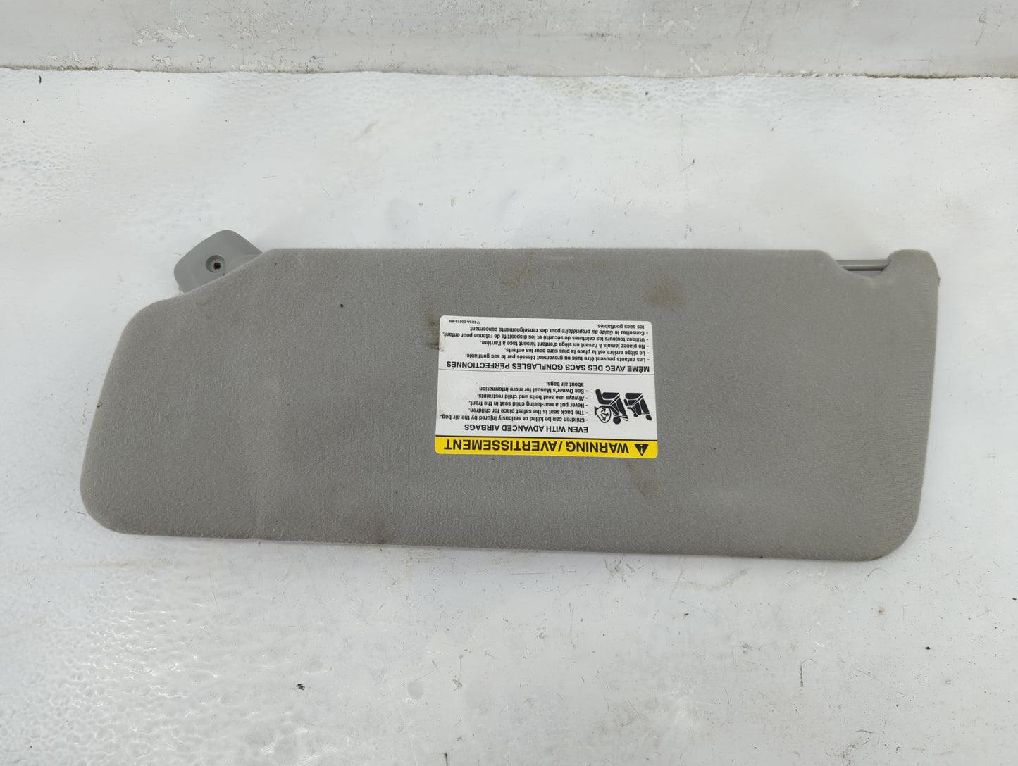 2004-2008 Ford F-150 Sun Visor Shade Replacement Passenger Right Mirror Fits Fits 2004 2005 2006 2007 2008 OEM Used Auto Par