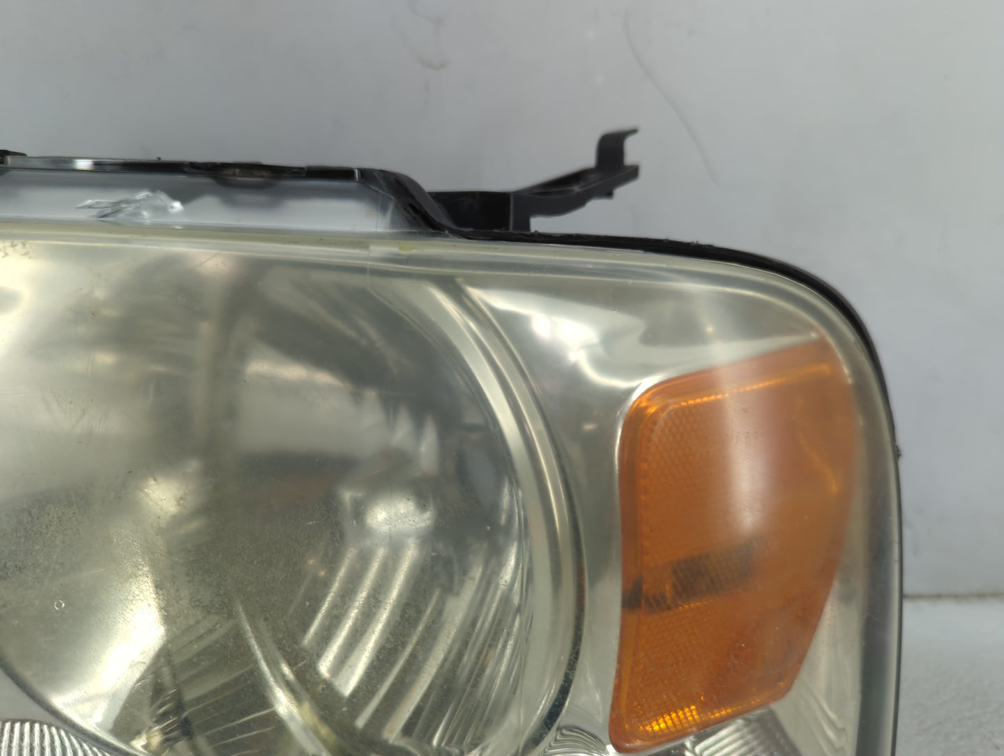 2004-2008 Ford F-150 Driver Left Oem Head Light Headlight Lamp - Oemusedautoparts1.com