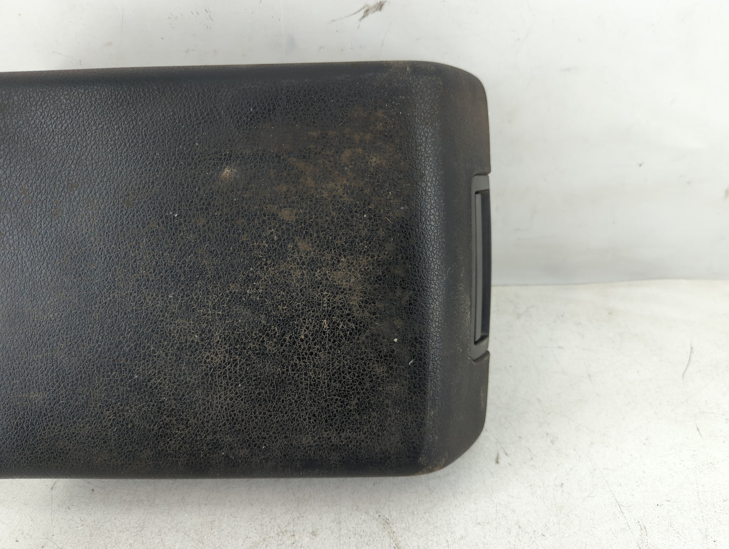 2008 Ford F-150 Center Console Armrest Cover Lid Fits OEM Used Auto Parts - Oemusedautoparts1.com