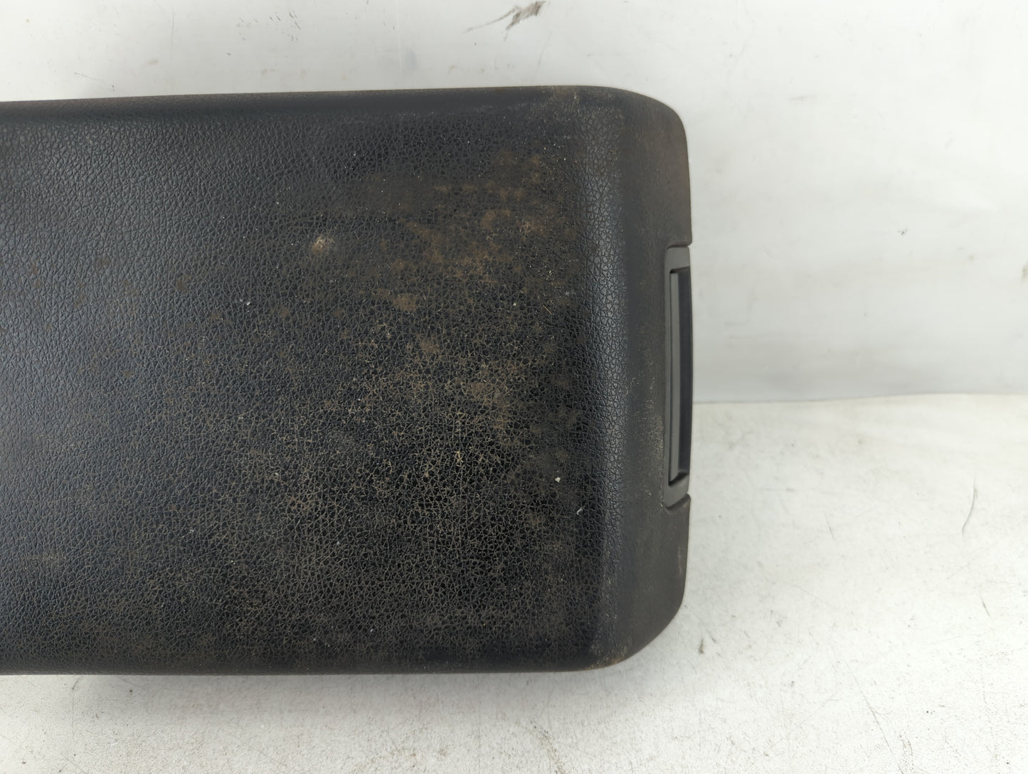 2008 Ford F-150 Center Console Armrest Cover Lid Fits OEM Used Auto Parts - Oemusedautoparts1.com