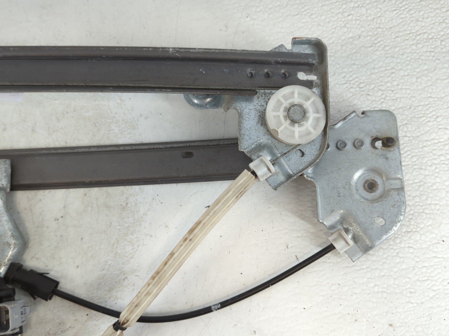 2004-2008 Ford F-150 Driver Left Rear Window Regulator 936622 - Oemusedautoparts1.com