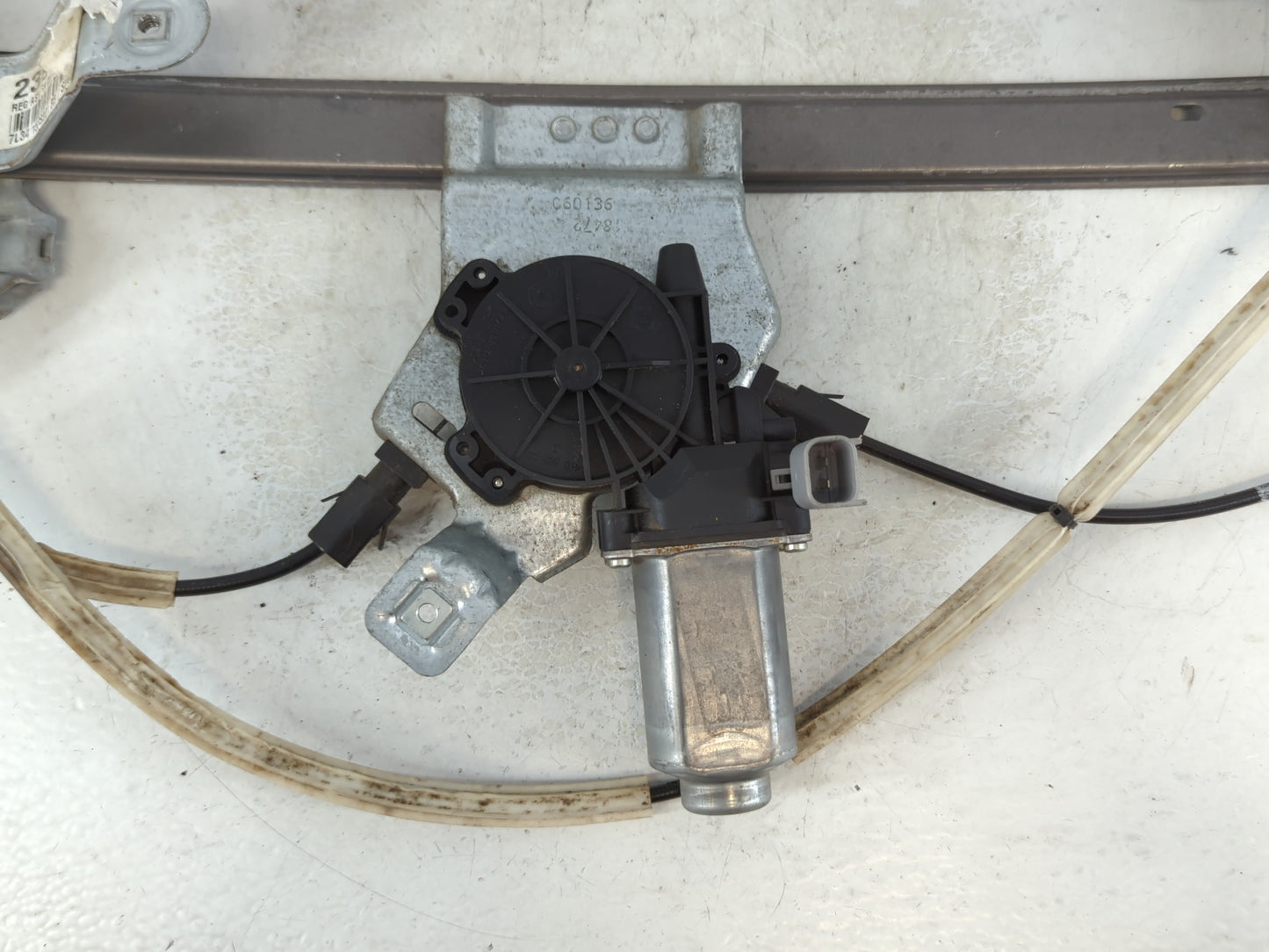 2004-2008 Ford F-150 Driver Left Rear Window Regulator 936622 - Oemusedautoparts1.com