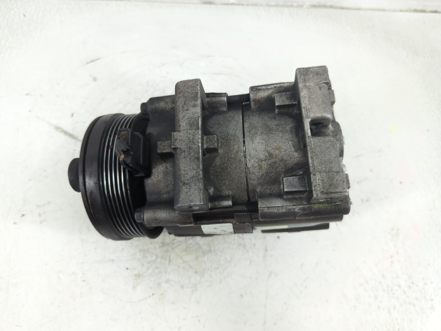 Ford F-250 Air Conditioning A/c Ac Compressor Oem - Oemusedautoparts1.com