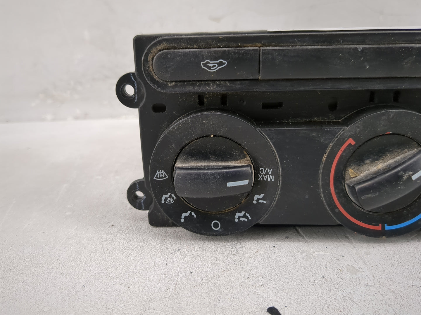 2008-2010 Ford F-250 Super Duty Climate Control Module Temperature AC/Heater Replacement P/N:7C3T-19980-AD 19980-0Z07A Fits 