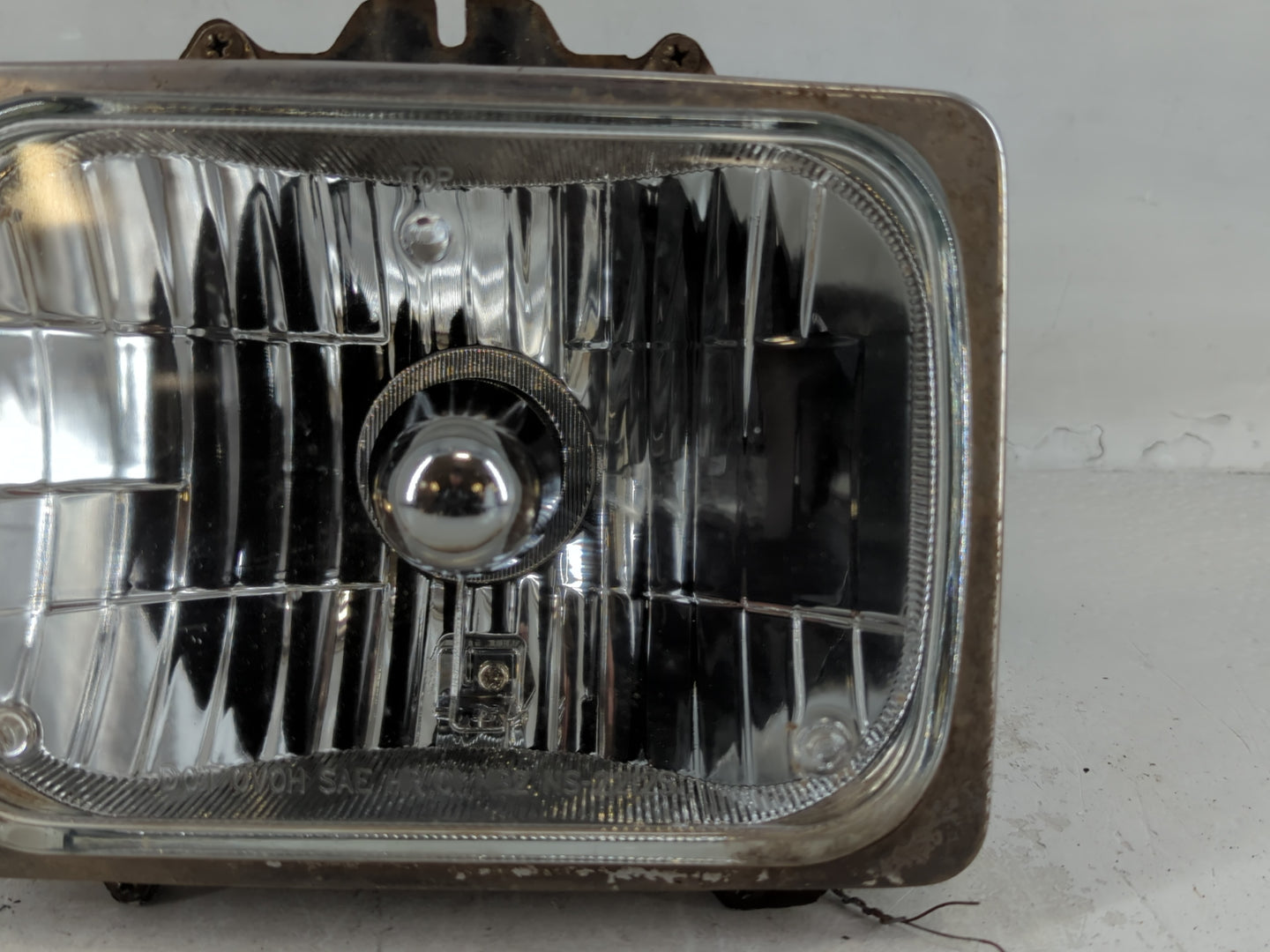 2005-2010 Ford F-250 Super Duty Driver Left Oem Head Light Headlight Lamp - Oemusedautoparts1.com