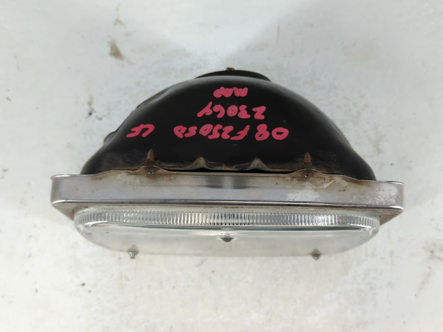 2005-2010 Ford F-250 Super Duty Driver Left Oem Head Light Headlight Lamp - Oemusedautoparts1.com